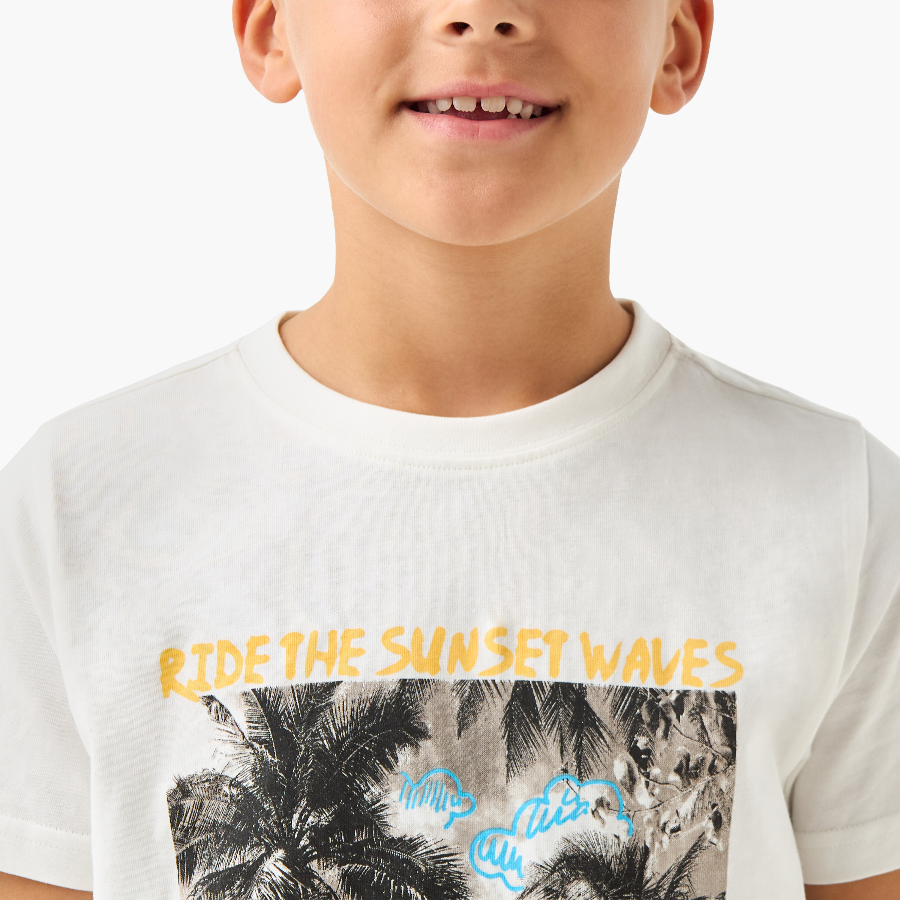 Juniors Crew Neck Short Sleeve T-shirt with Beach Print-boys-clothing-tshirtsandpolos-image-4