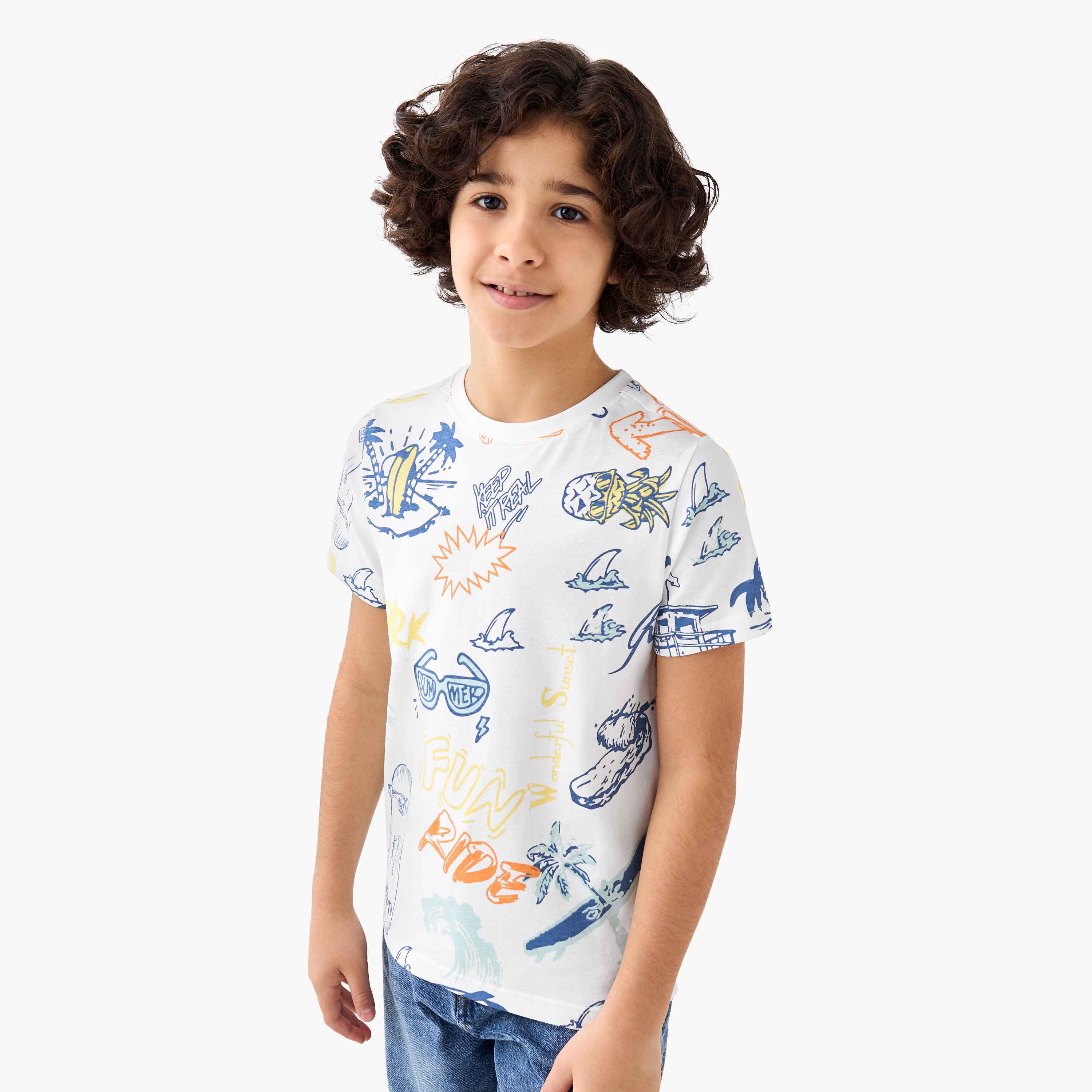 Juniors Crew Neck Short Sleeves T-shirt with Print-promo_babyshop_Buy2for30_KSA130526-image-4
