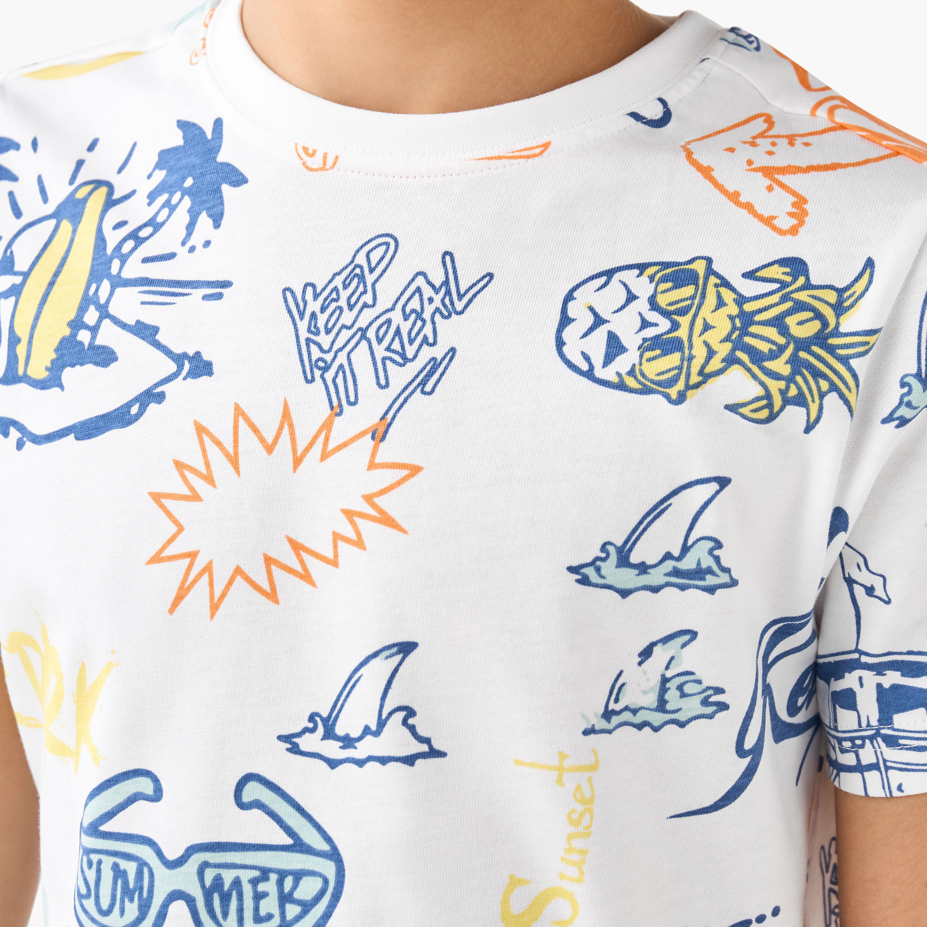 Juniors Crew Neck Short Sleeves T-shirt with Print-promo_babyshop_Buy2for30_KSA130526-image-5