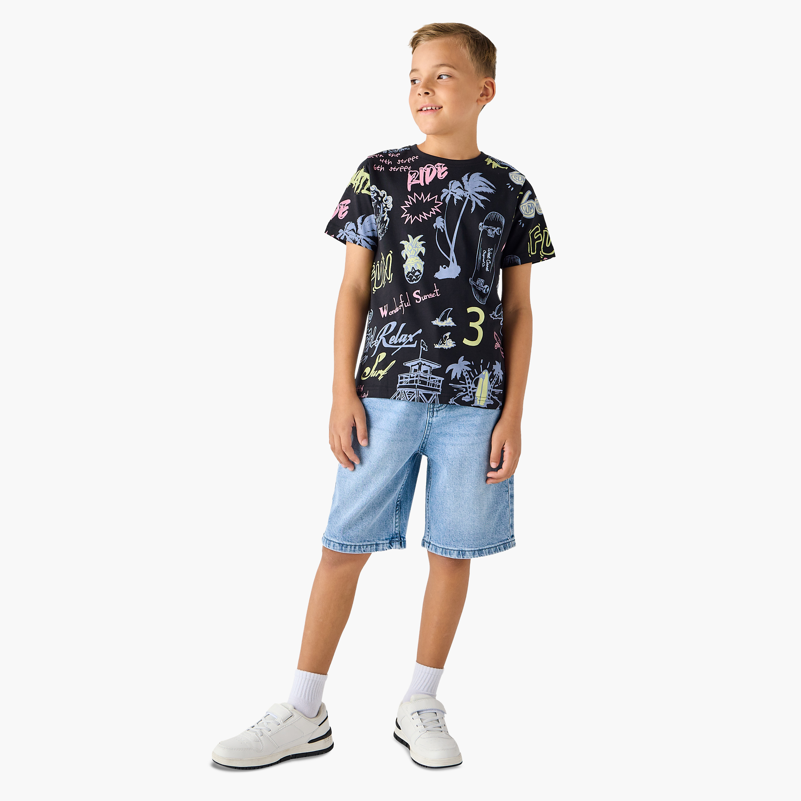 تيشيرت برقبة ضيقة وأكمام قصيرة وطبعات من جونيورز-boys-clothing-tshirtsandpolos-image-2