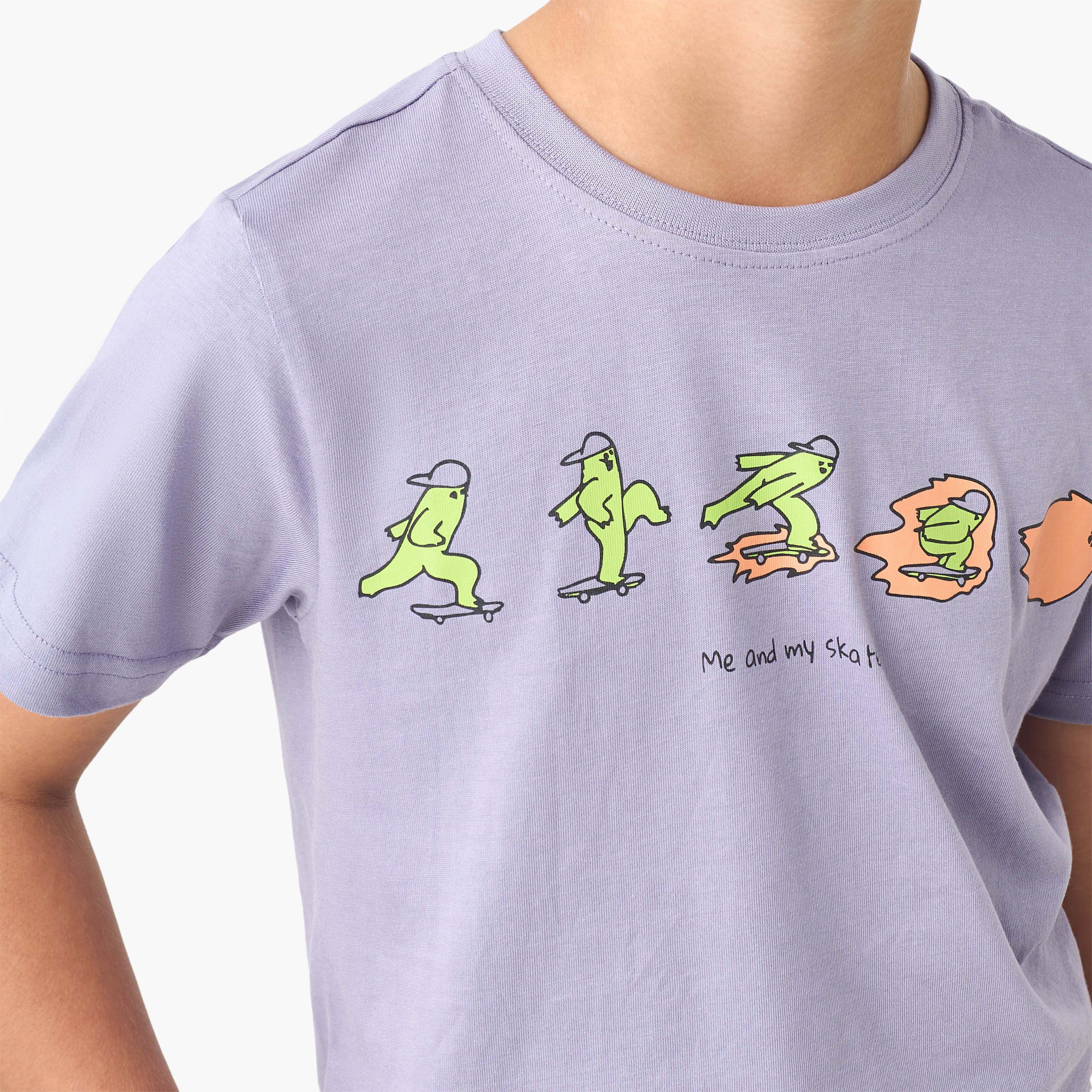 Juniors Crew Neck Short Sleeves T-shirt with Graphic Print-promo_babyshop_Buy2for30_KSA130526-image-4