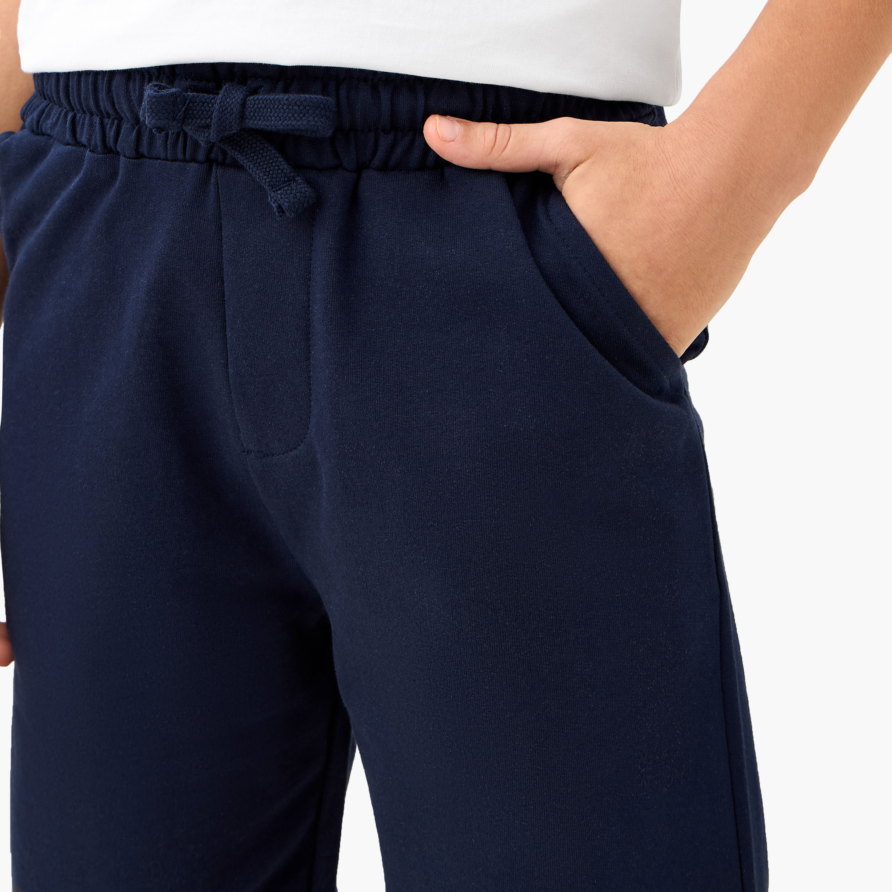 شورت برباط خصر وجيوب من جونيورز-boys-clothing-bottoms-shorts-image-2