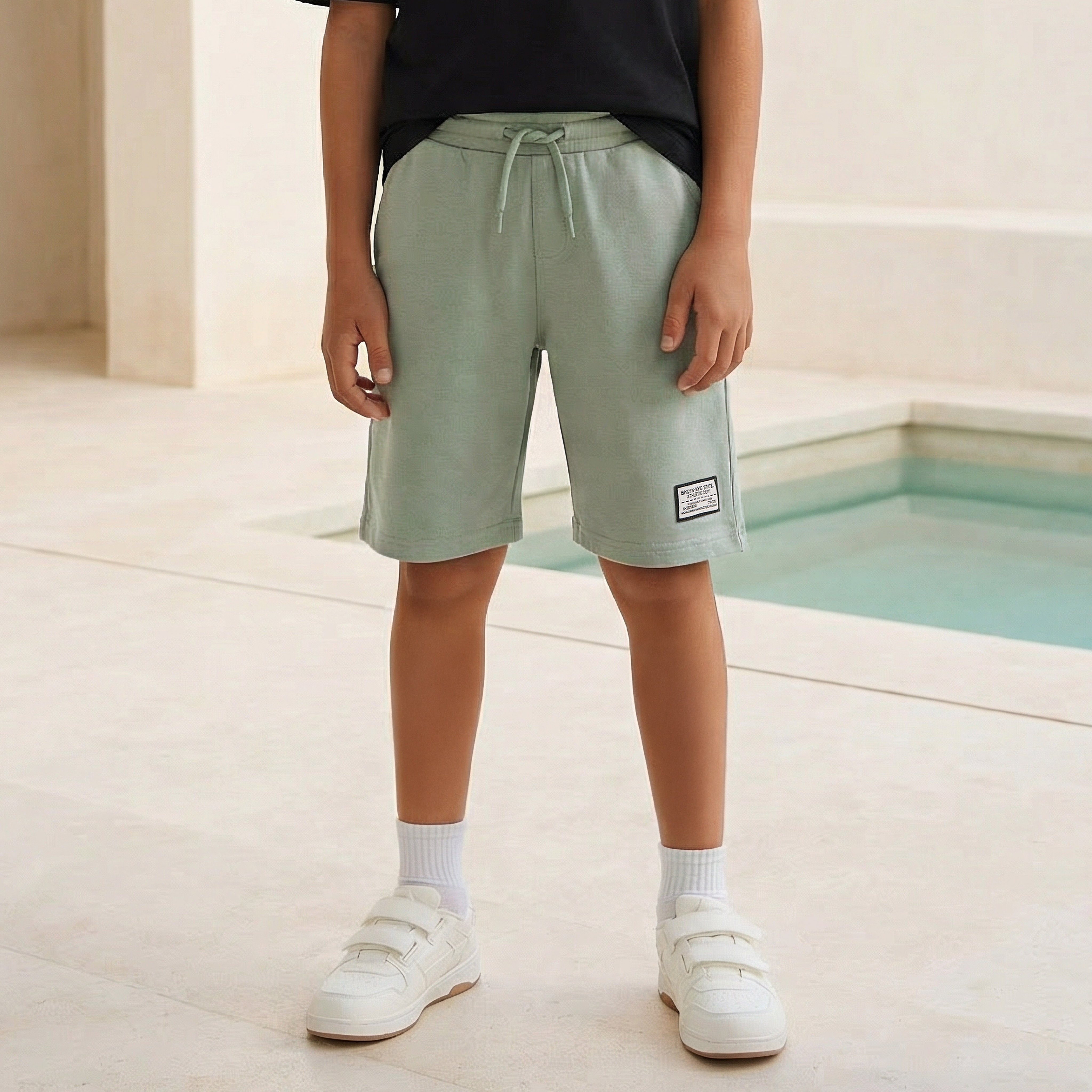 شورت بخصر مطاطي ورباط وجيوب من جونيورز-boys-clothing-bottoms-shorts-image-5
