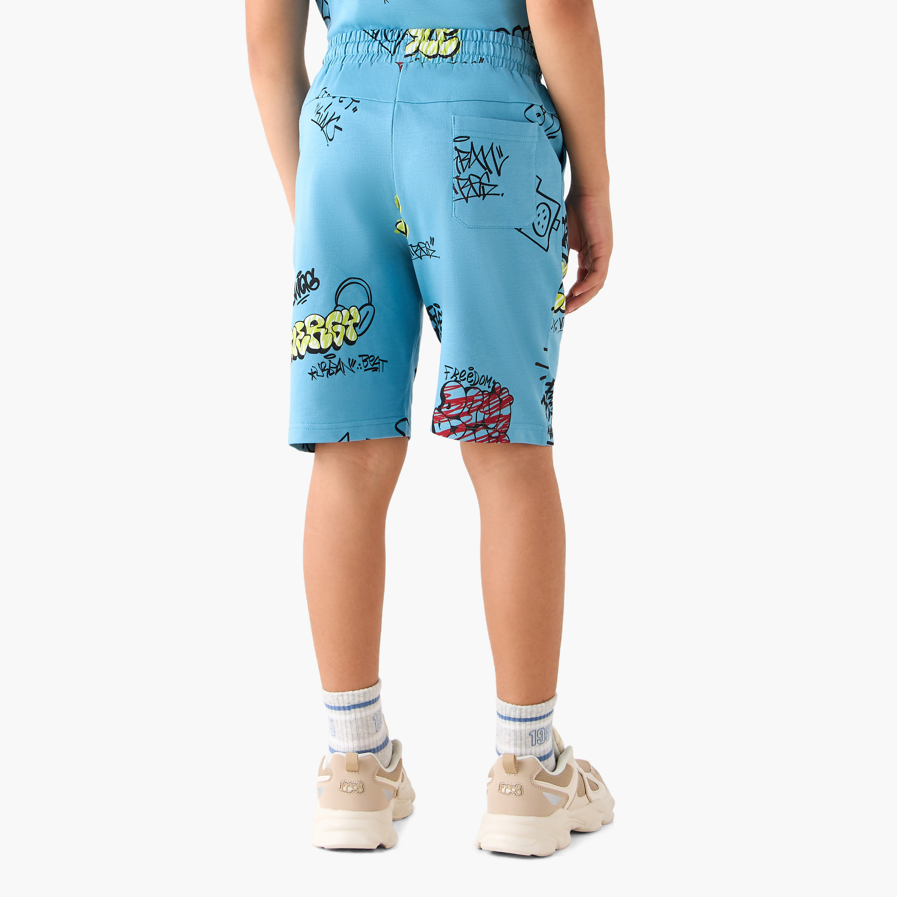 Juniors Knee Length Elasticated Drawstring Waist Shorts with Graphic Print-boys-clothing-bottoms-shorts-image-3
