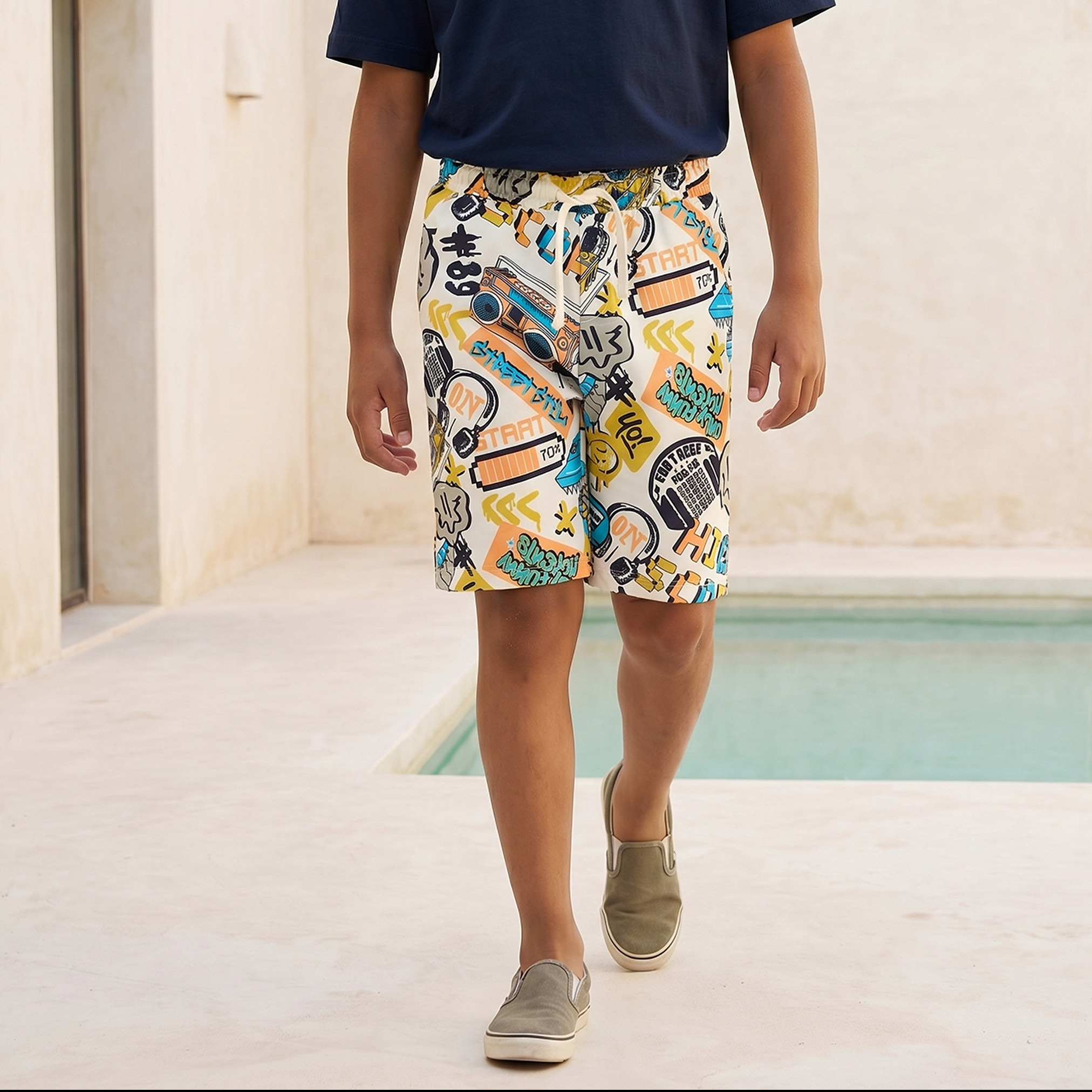 شورت بطول الركبة برباط خصر وطبعات جرافيك من جونيورز-boys-clothing-bottoms-shorts-image-6