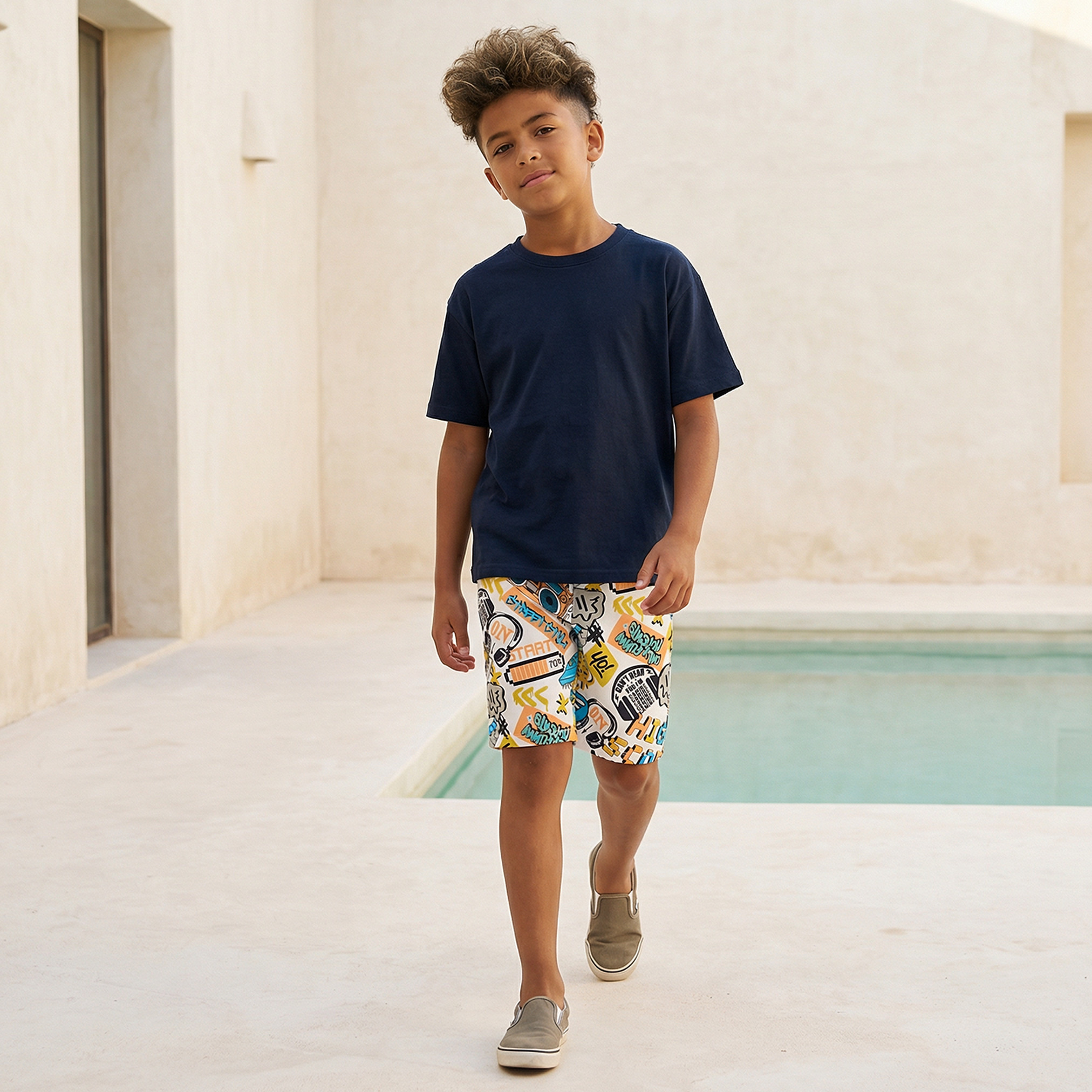 شورت بطول الركبة برباط خصر وطبعات جرافيك من جونيورز-boys-clothing-bottoms-shorts-image-5