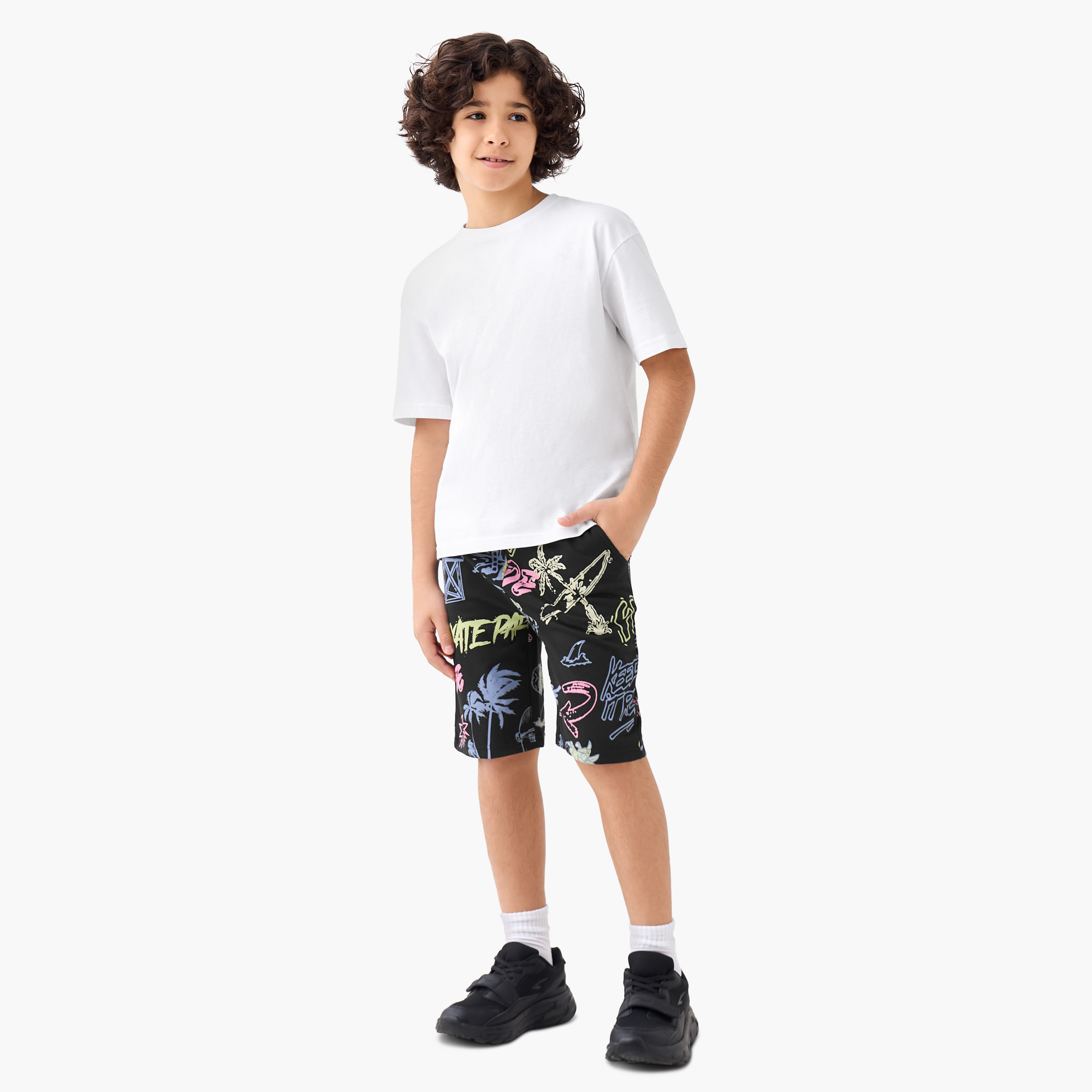 شورت بطبعات جرافيك ورباط خصر من جونيورز-boys-clothing-bottoms-shorts-image-4