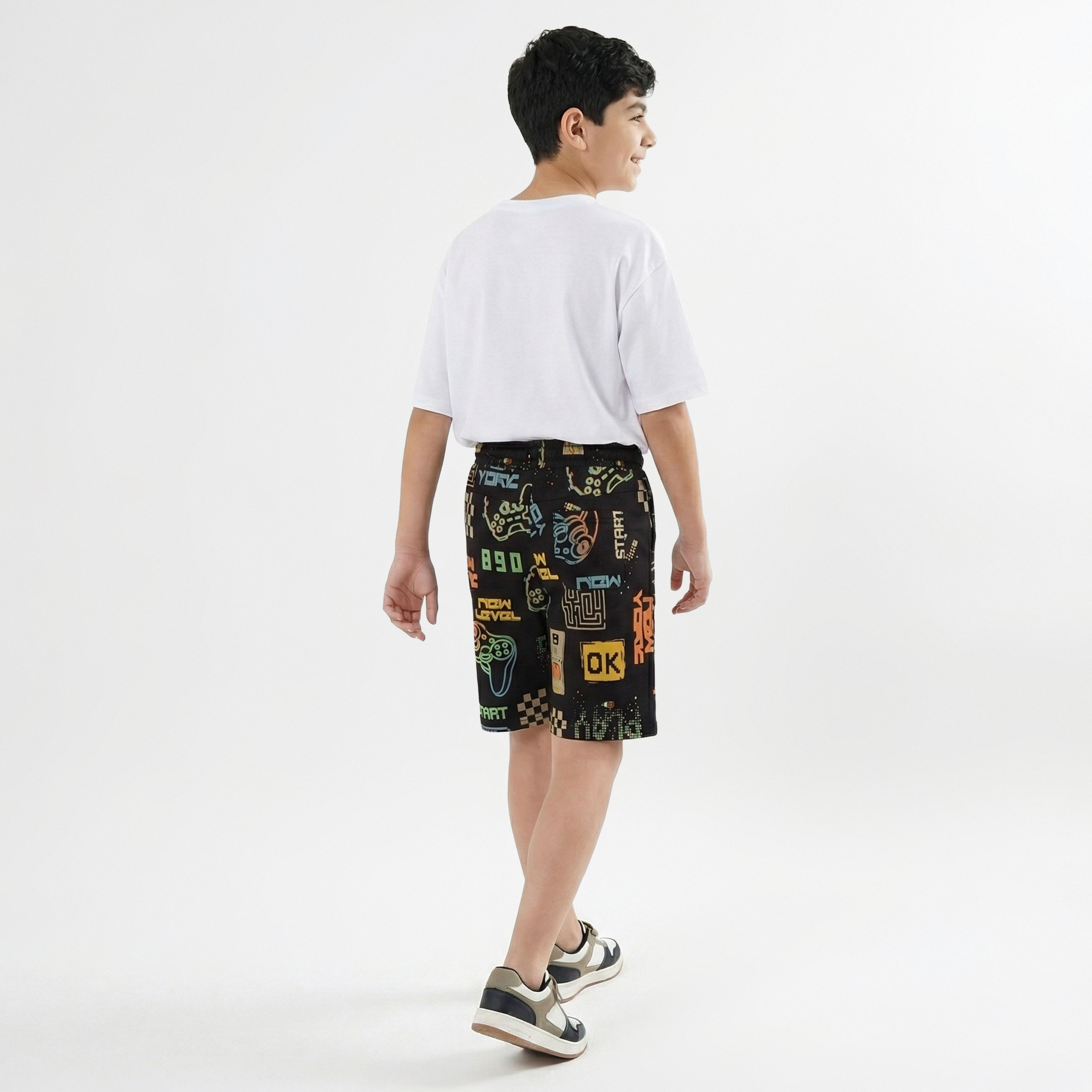 Juniors Drawstring Waist Shorts with Pockets-boys-clothing-bottoms-shorts-image-3