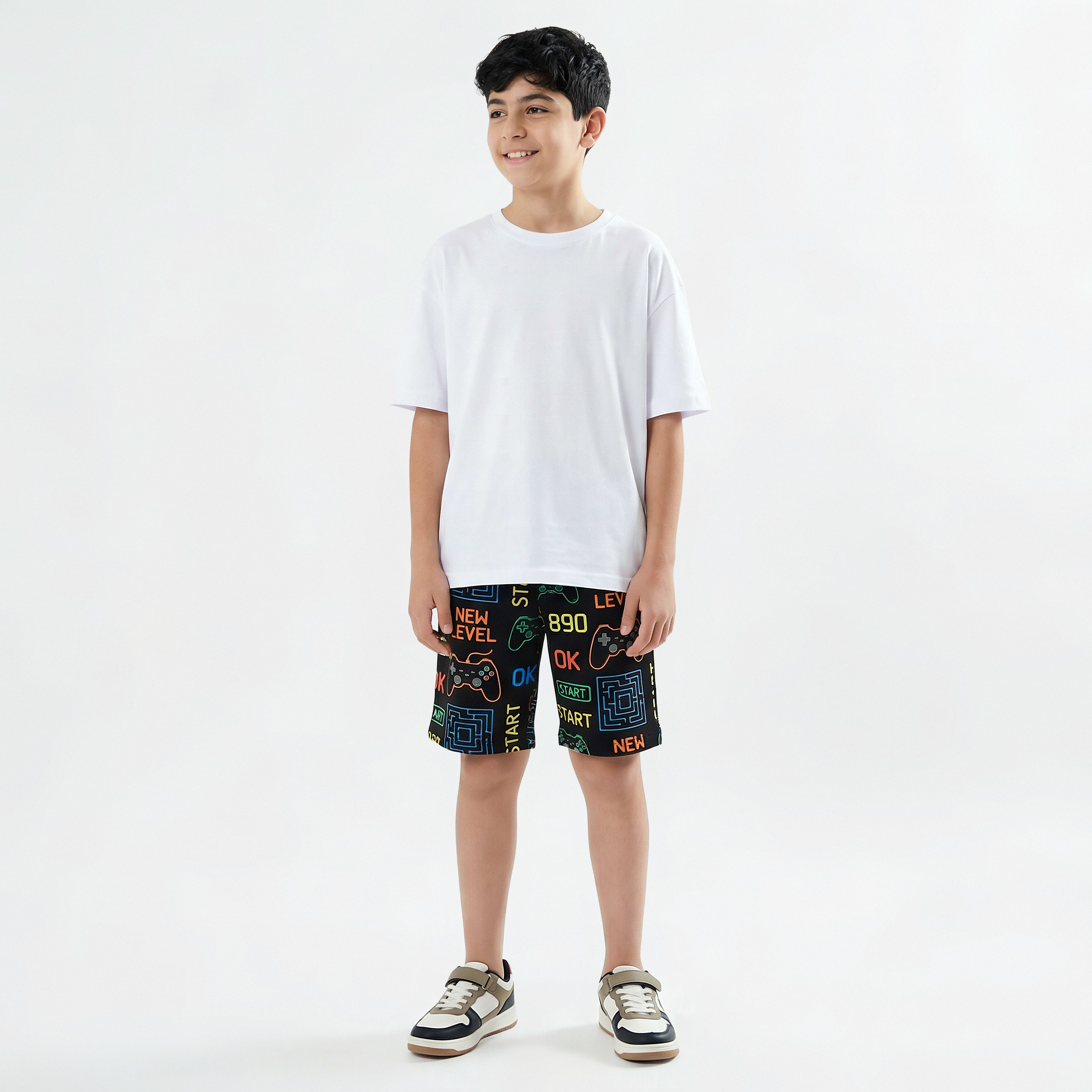 Juniors Drawstring Waist Shorts with Pockets-boys-clothing-bottoms-shorts-image-5