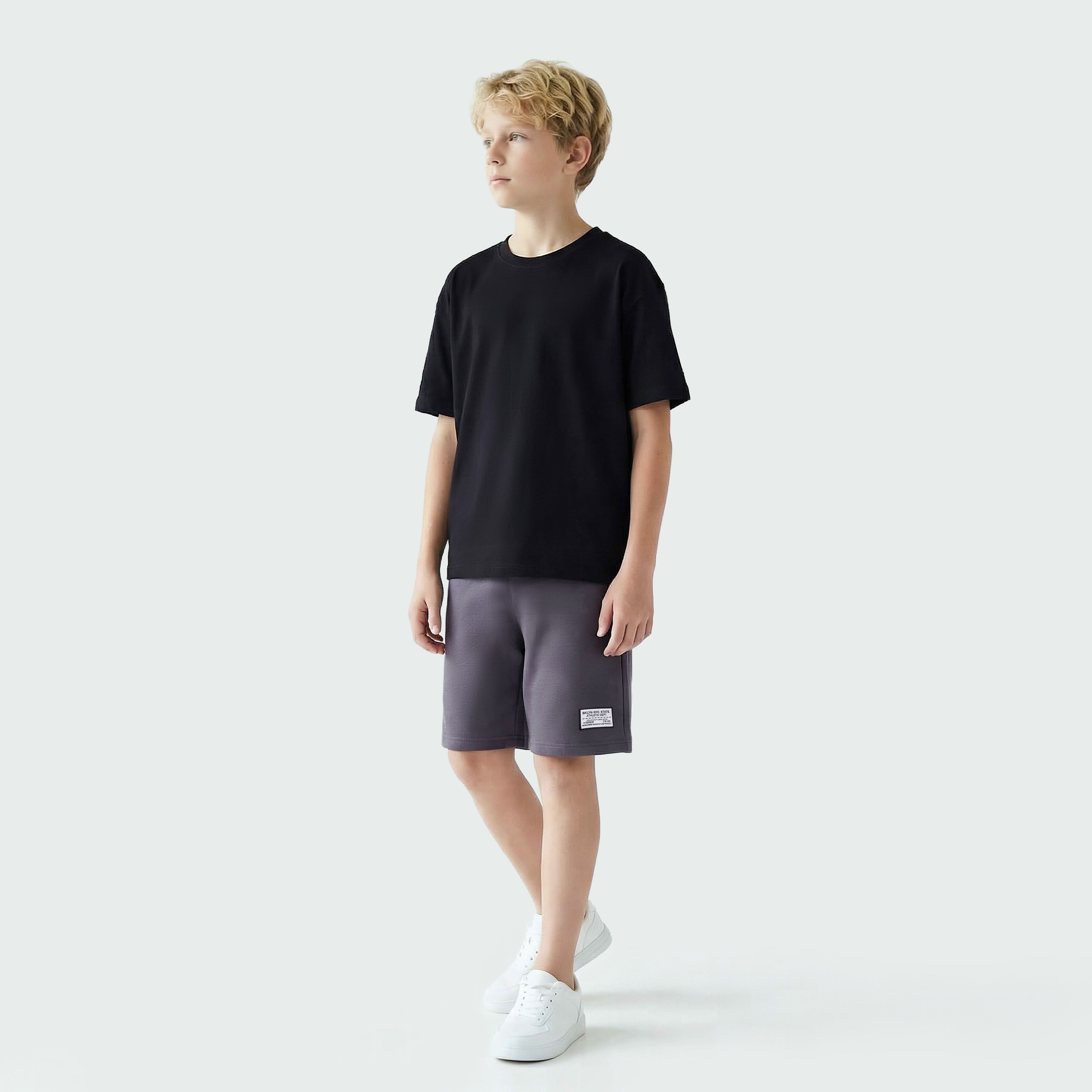 شورت برباط على الخصر وجيوب من جونيورز-boys-clothing-bottoms-shorts-image-1