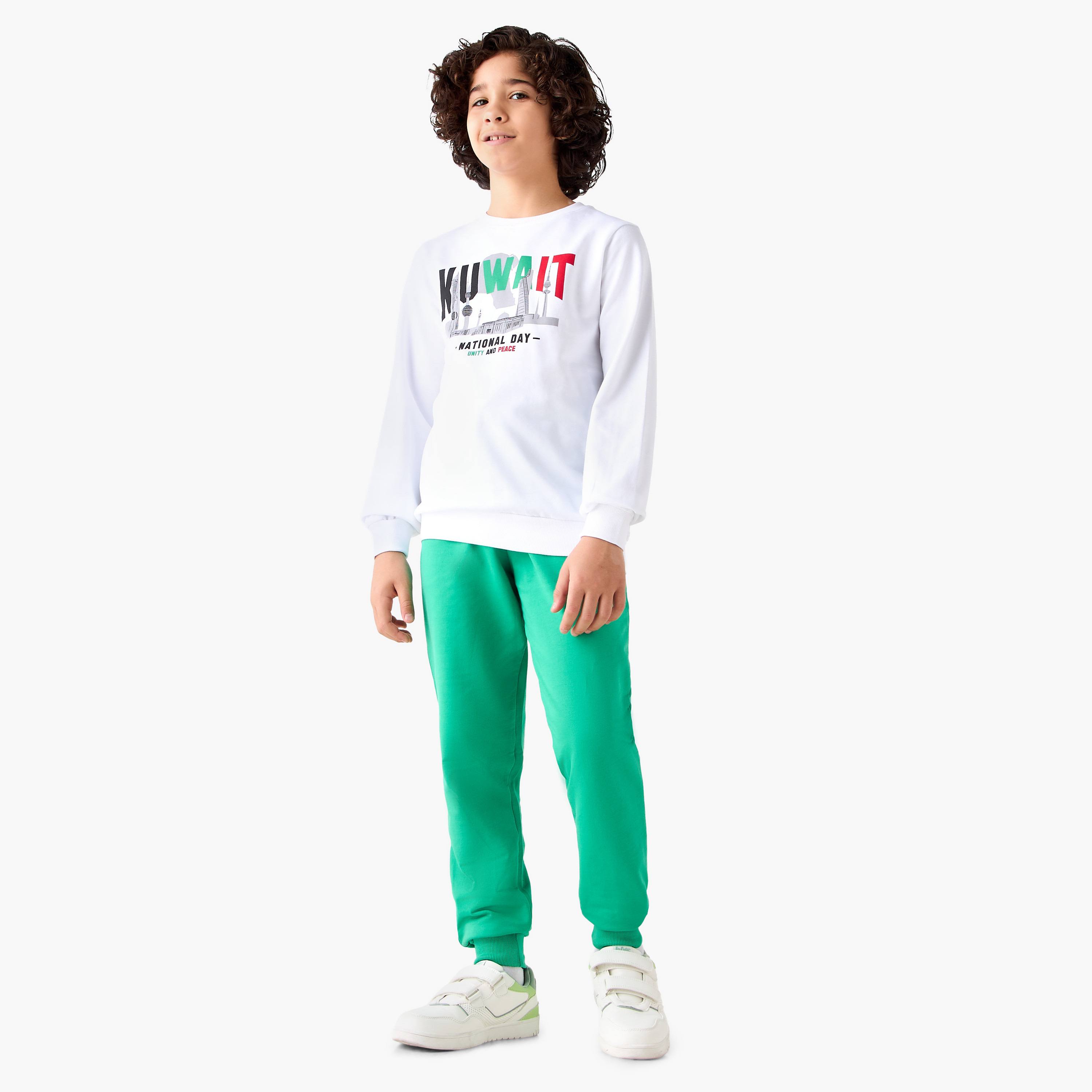 Juniors Kuwait National Day Print Sweatshirt with Long Sleeves-boys-clothing-winterwear-sweatshirts-image-2