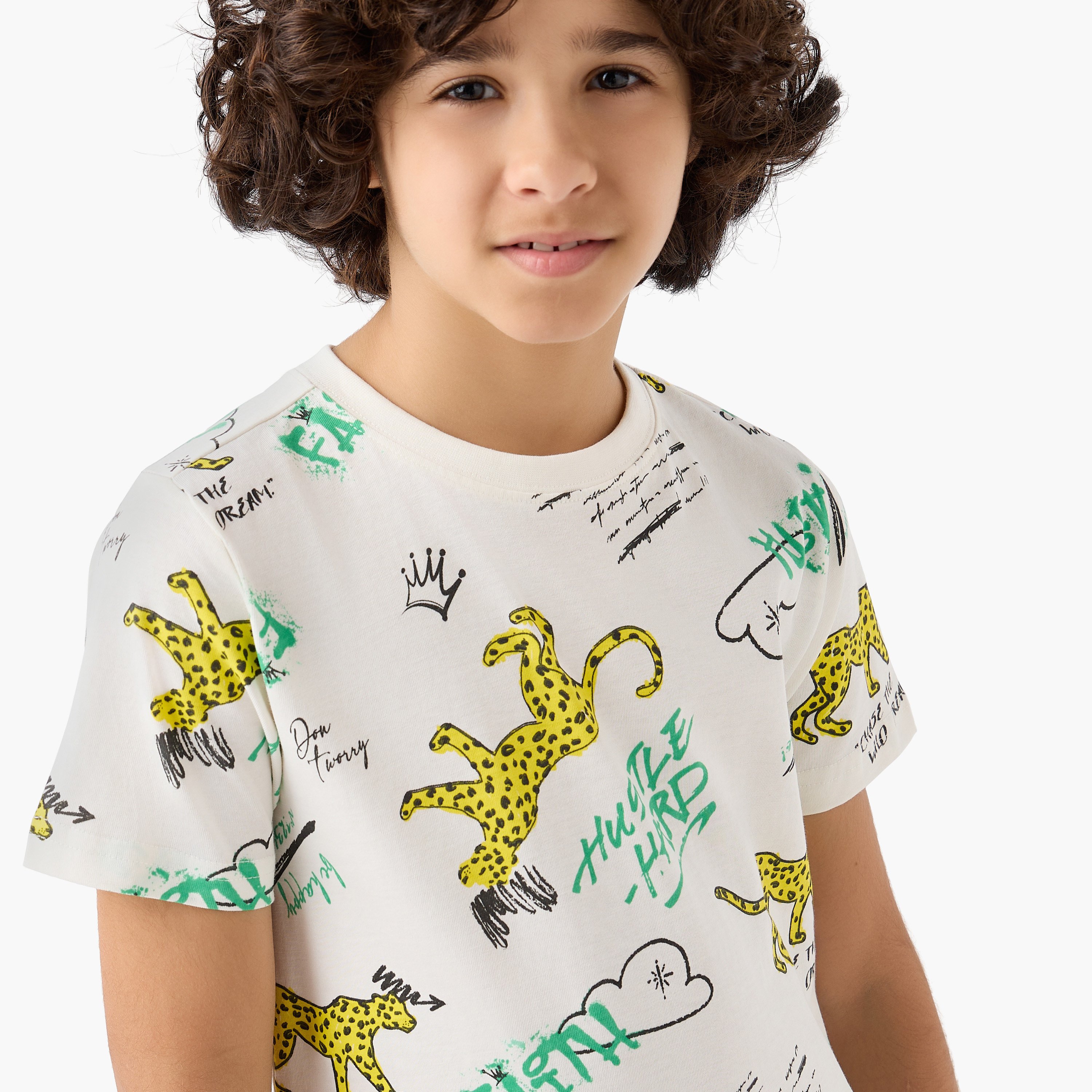 Set of 3 Juniors Crew Neck Short Sleeves T-shirt and Shorts Set with Graphic Print-boys-clothing-setsandcoords-image-6
