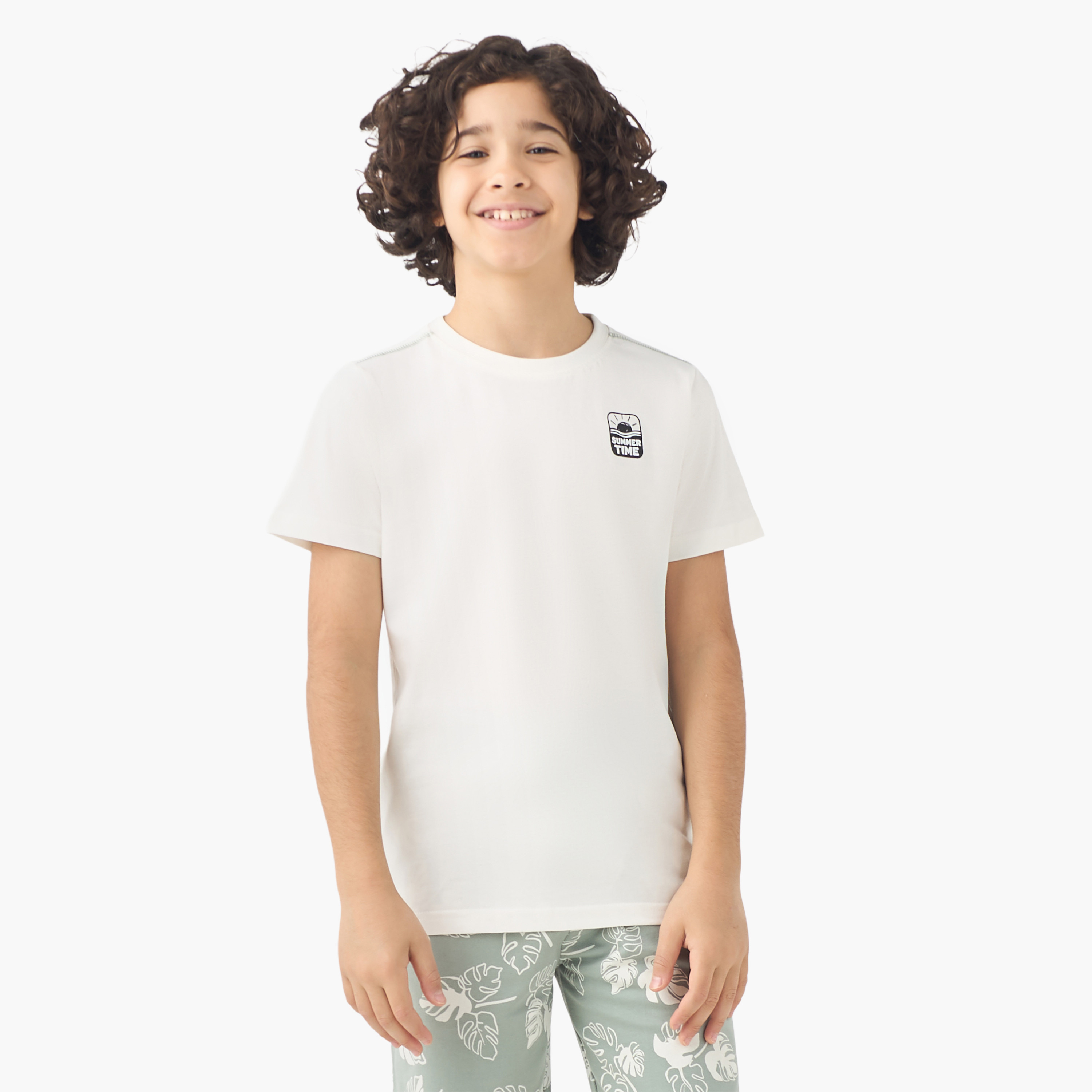 طقم شورت وتيشيرت بياقة ضيقة وطبعات متنوعة 3 قطع من جونيورز-boys-clothing-setsandcoords-image-2