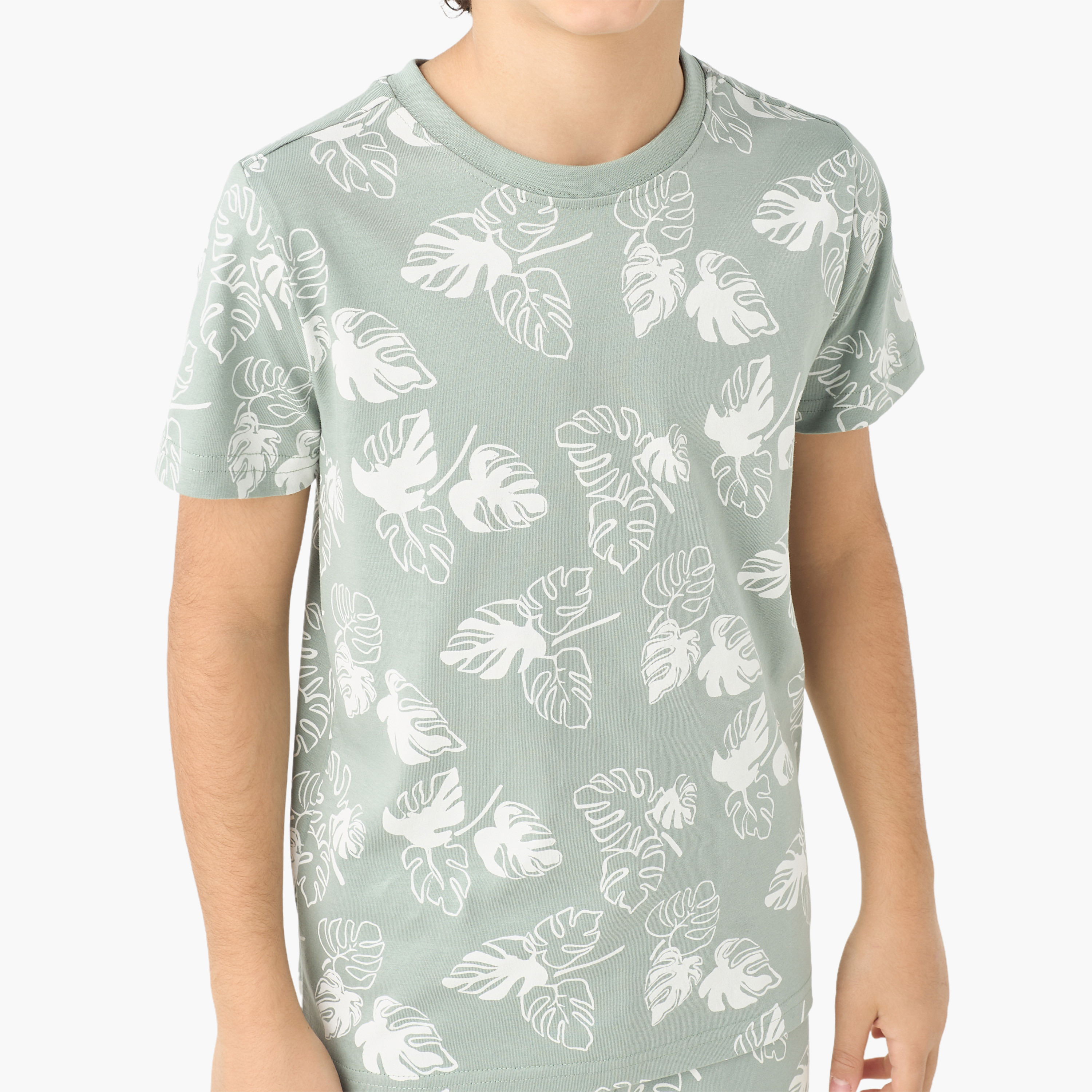 طقم شورت وتيشيرت بياقة ضيقة وطبعات متنوعة 3 قطع من جونيورز-boys-clothing-setsandcoords-image-7