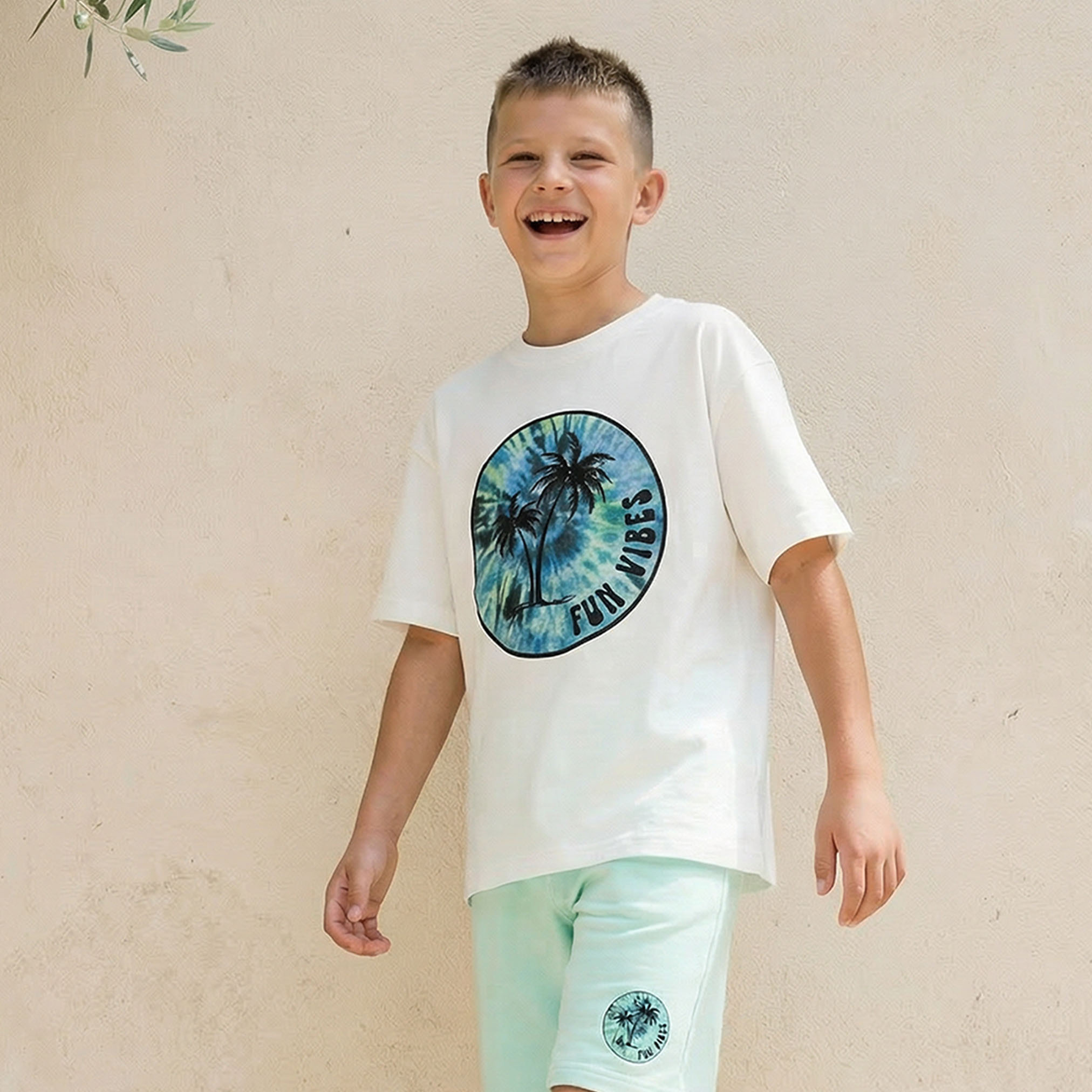 Set of 3 Juniors Crew Neck Short Sleeves T-shirt and Shorts Set with Graphic Print-boys-clothing-setsandcoords-image-2