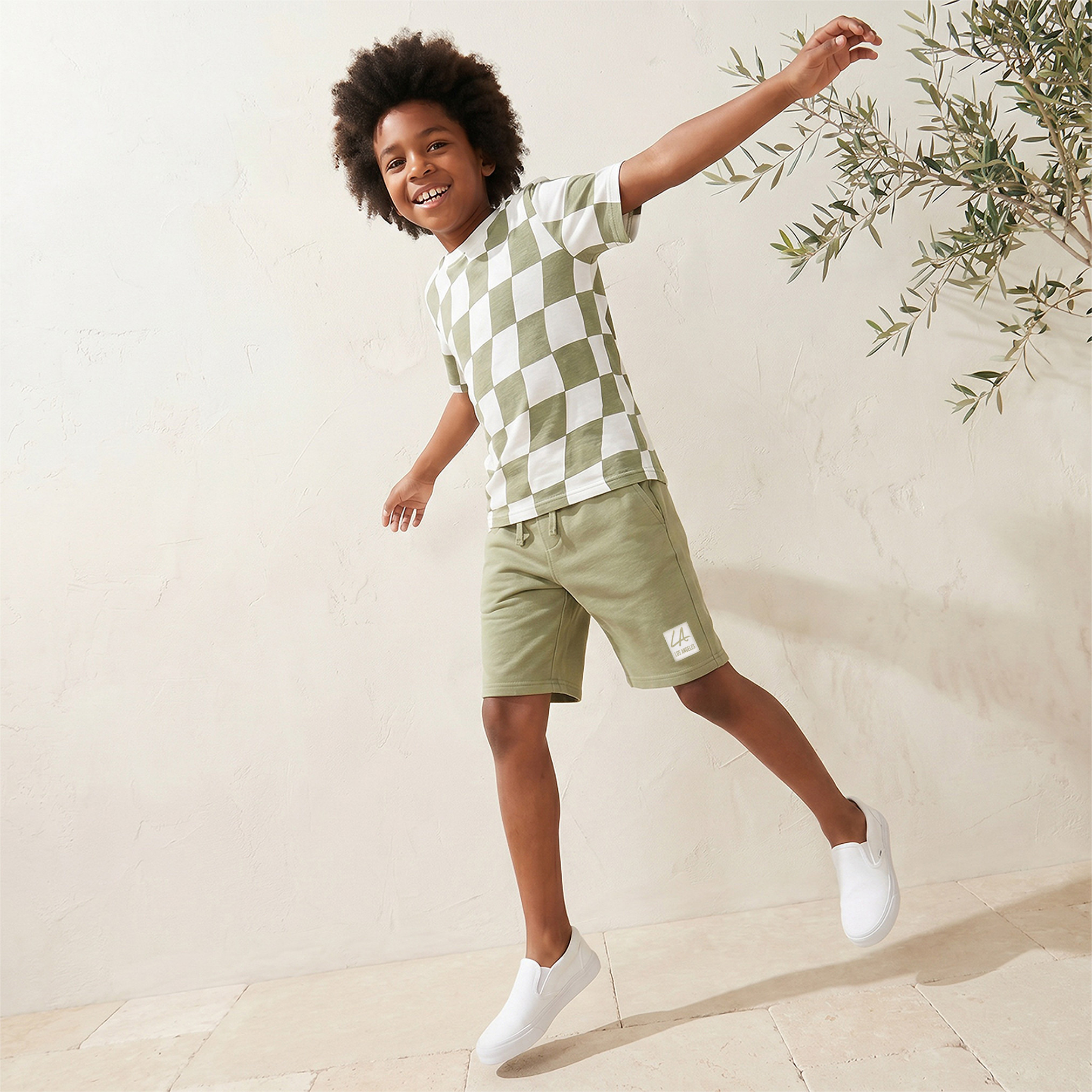 Set of 3 Juniors Crew Neck Short Sleeves T-shirt and Shorts Set with Drawstring Closure-boys-clothing-setsandcoords-image-6