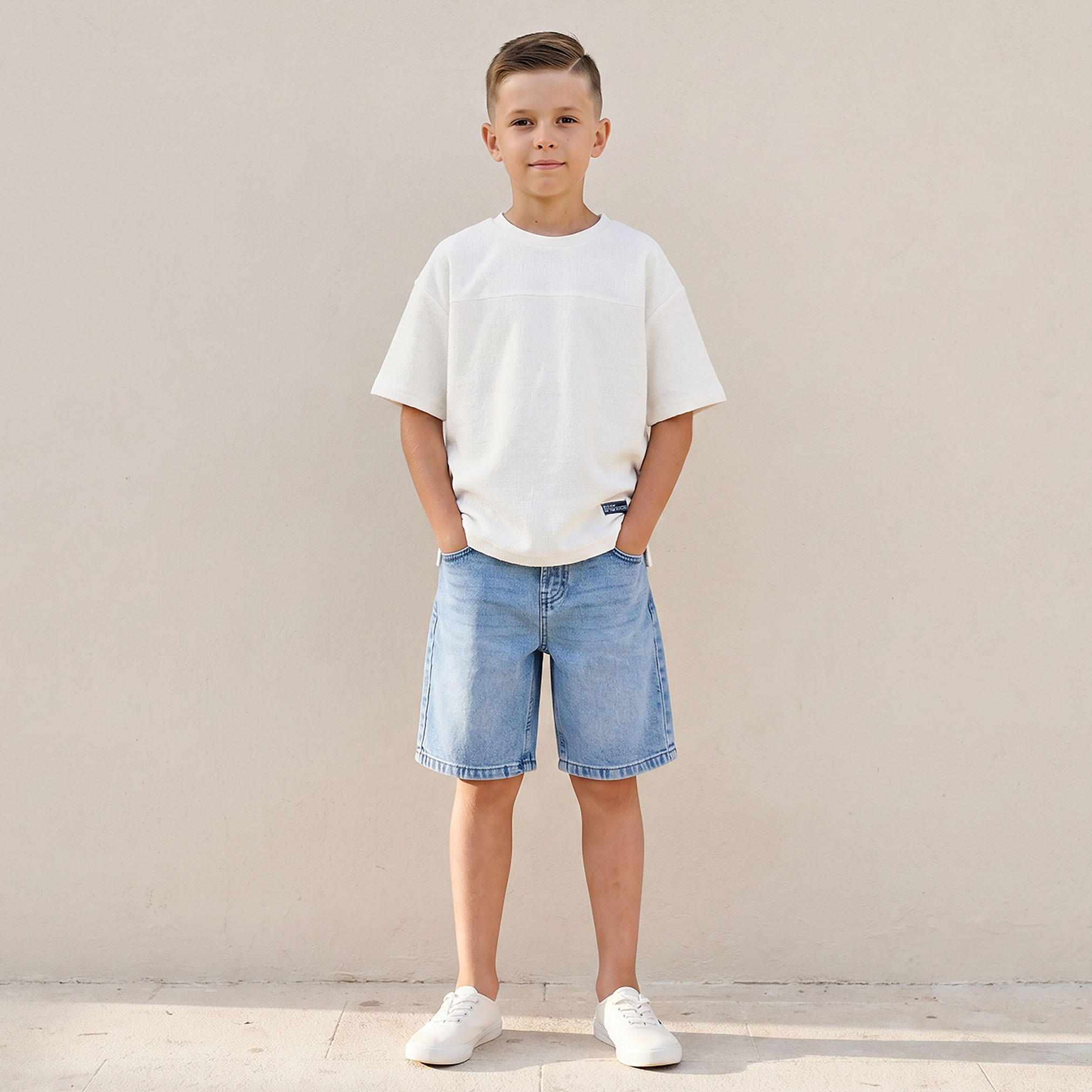 Juniors Crew Neck Short Sleeves T-shirt with Textured Detail-boys-clothing-tshirtsandpolos-image-2