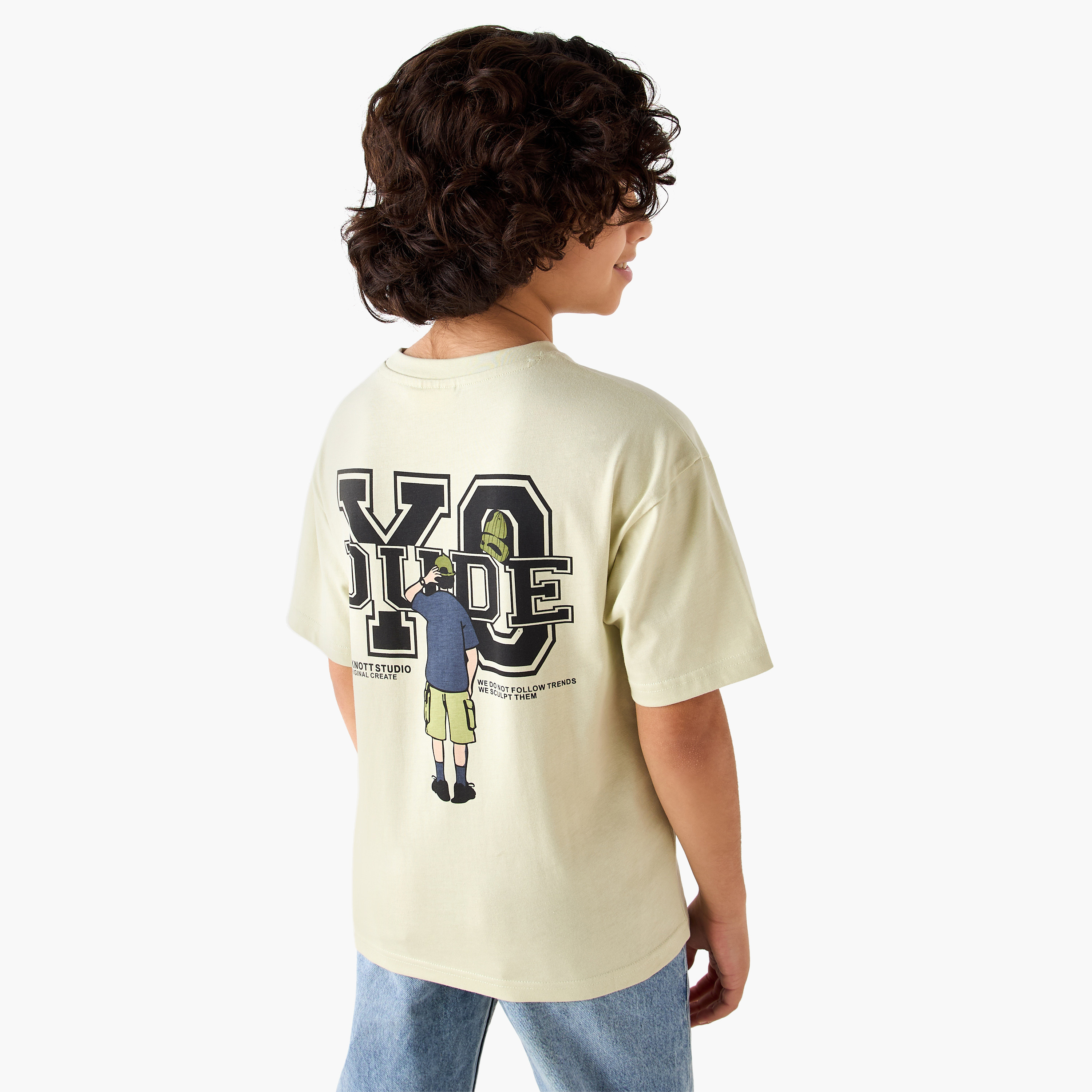 تيشيرت بطبعات جرافيك وياقة ضيقة وأكمام قصيرة من جونيورز-boys-clothing-tshirtsandpolos-image-5