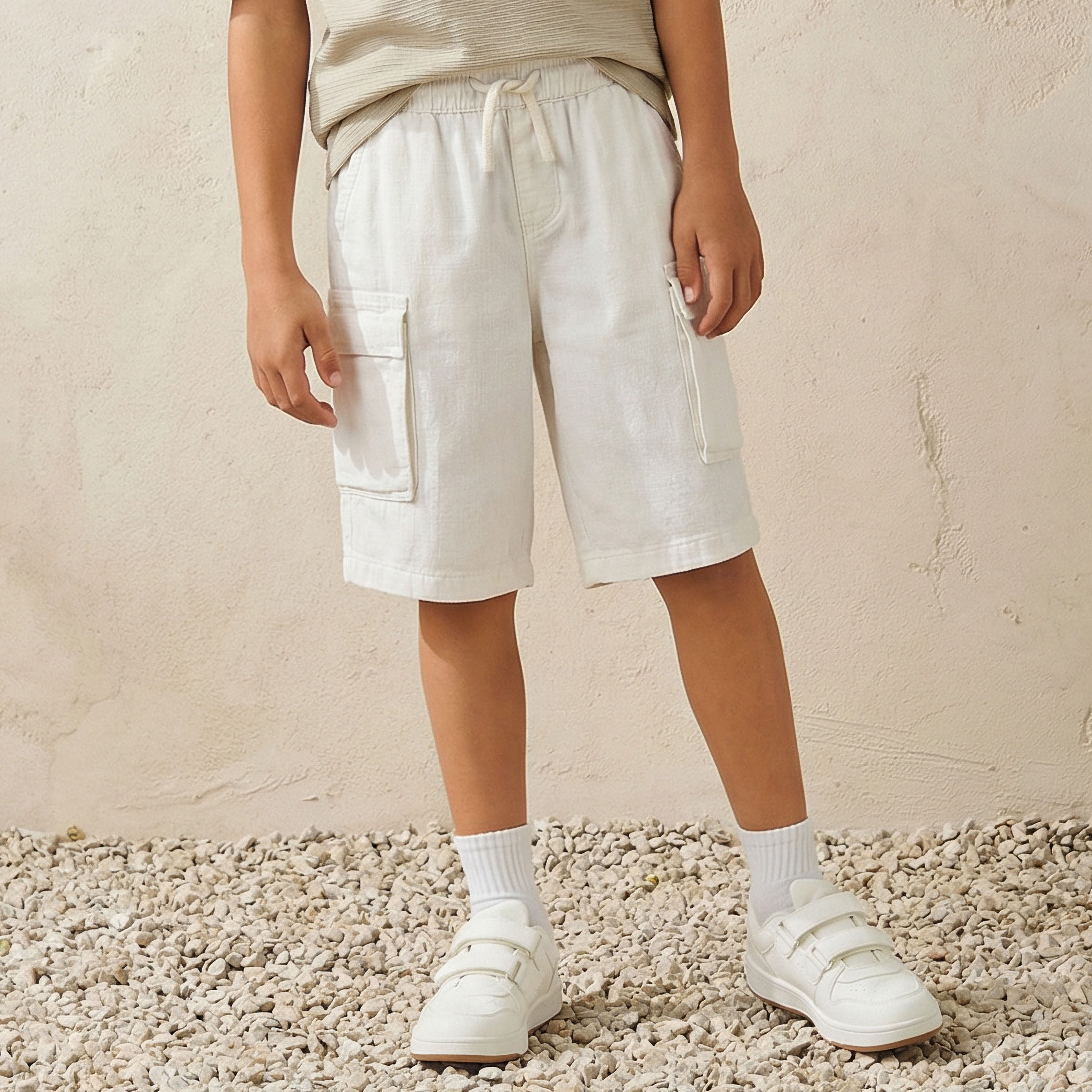 Juniors Knee Length Elasticated Drawstring Shorts with Pockets-boys-clothing-bottoms-shorts-image-1