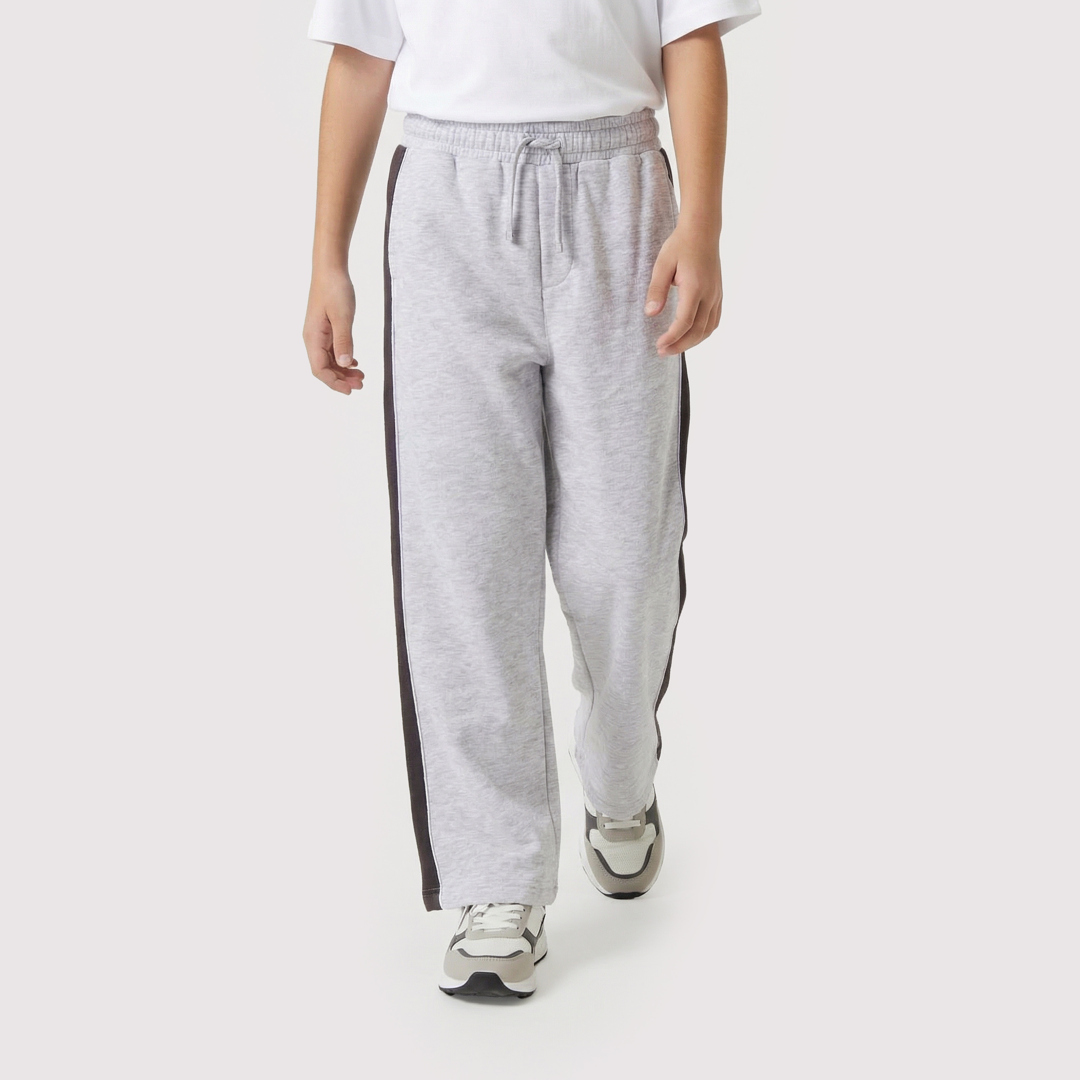 بنطلون رياضي برباط على الخصر وجيوب من جونيورز-boys-clothing-bottoms-joggersandtrackpants-image-5
