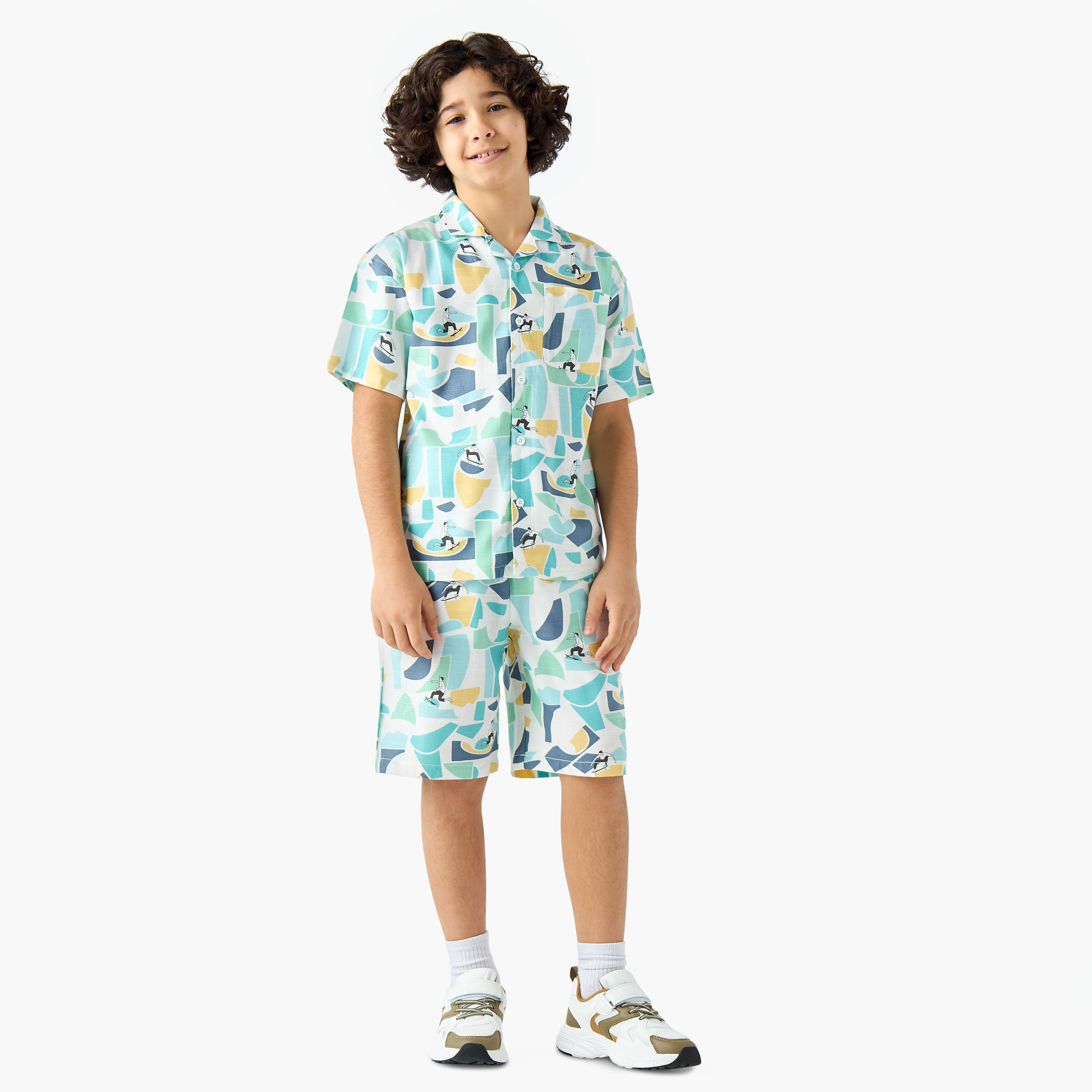 Juniors Camp Collar Short Sleeves Shirt and Shorts Set with Abstract Print-boys-clothing-setsandcoords-image-1