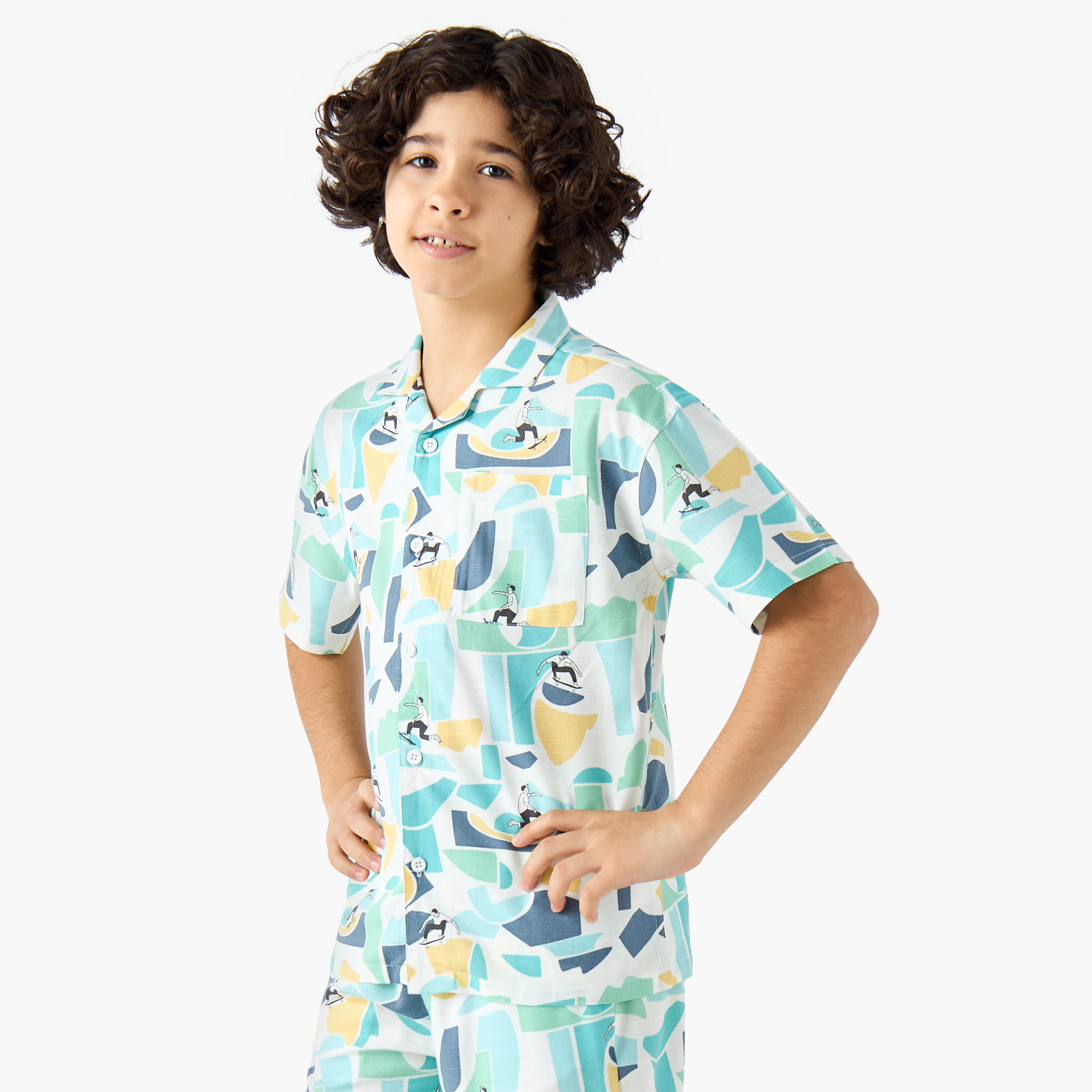 Juniors Camp Collar Short Sleeves Shirt and Shorts Set with Abstract Print-boys-clothing-setsandcoords-image-2
