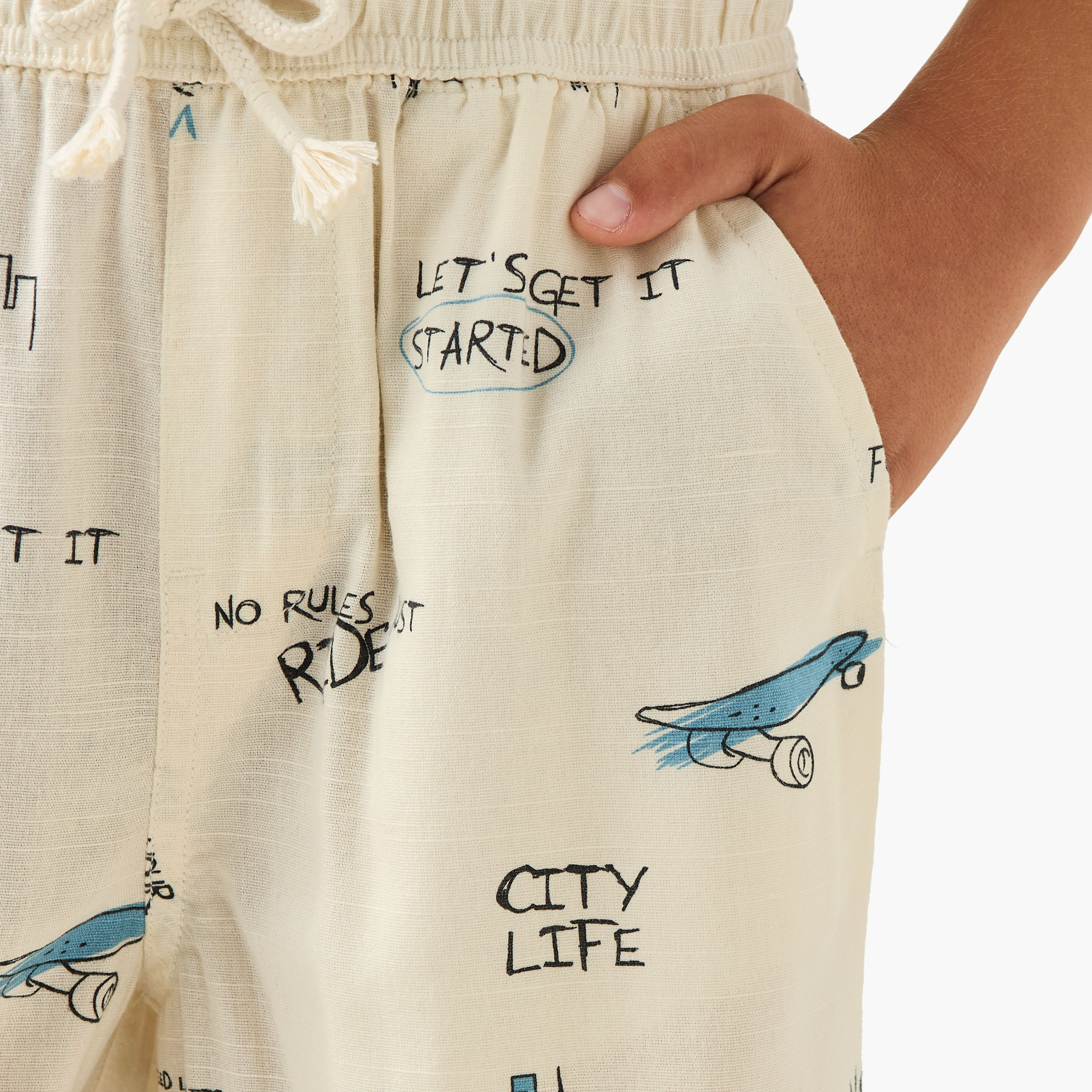 طقم شورت وقميص بياقة كامب وأكمام قصيرة وطبعات من جونيورز-boys-clothing-setsandcoords-image-6