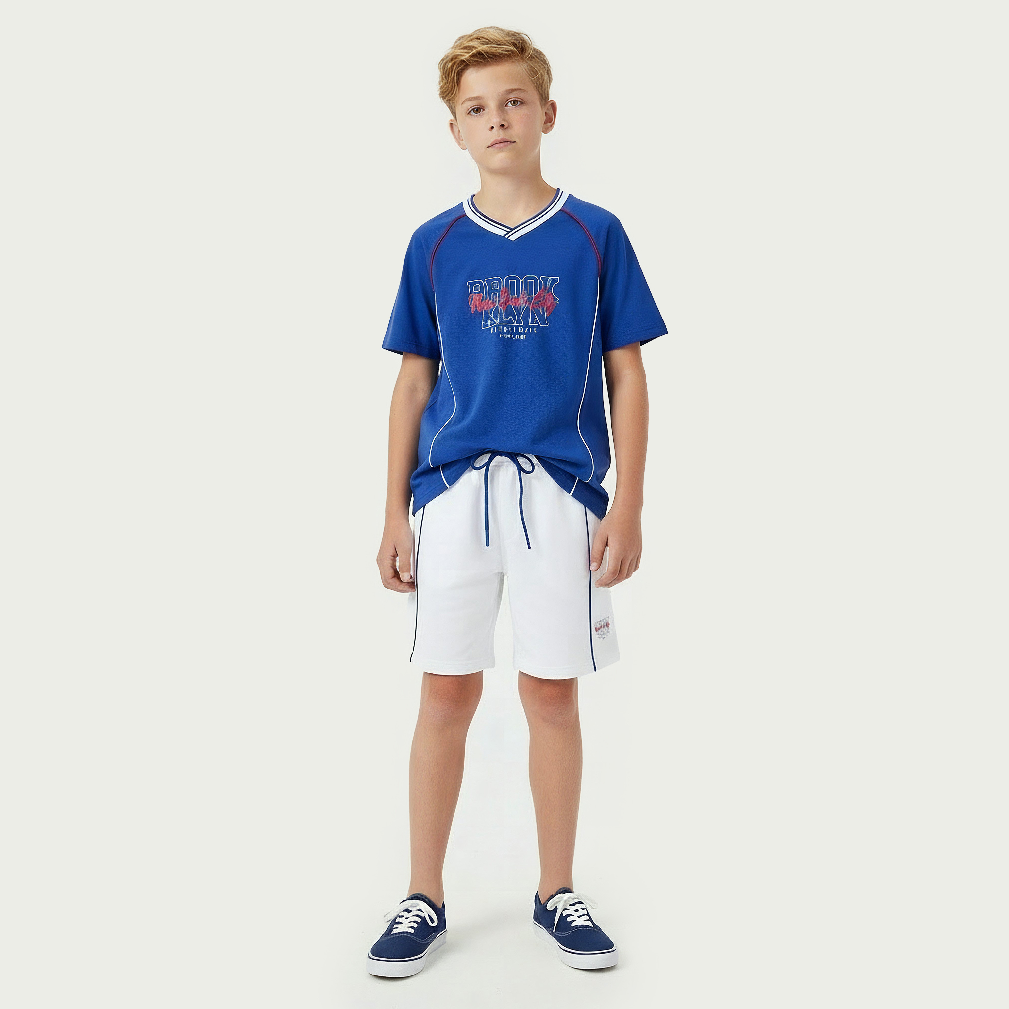 طقم شورت وتيشيرت برقبة V وأكمام قصيرة وطبعات من جونيورز-boys-clothing-setsandcoords-image-5