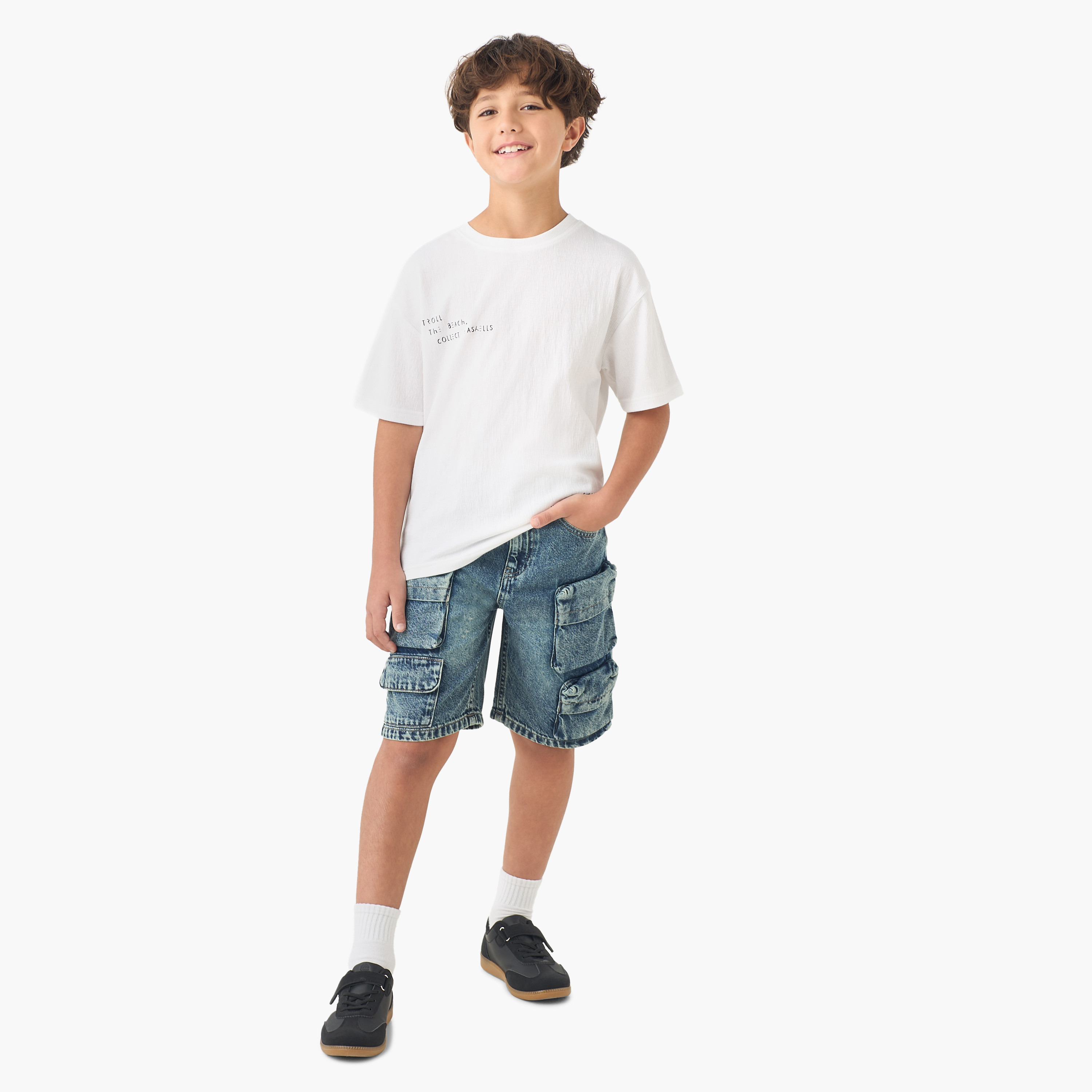 شورت دينم بزر إغلاق وجيوب كارجو من جونيورز-boys-clothing-bottoms-shorts-image-3