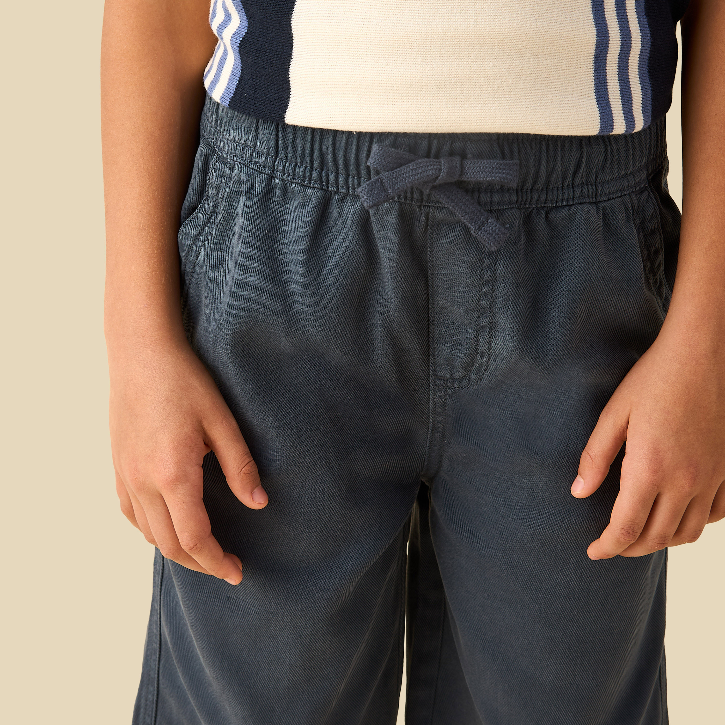 Juniors Elasticated Drawstring Shorts with Pockets-boys-clothing-bottoms-shorts-image-3