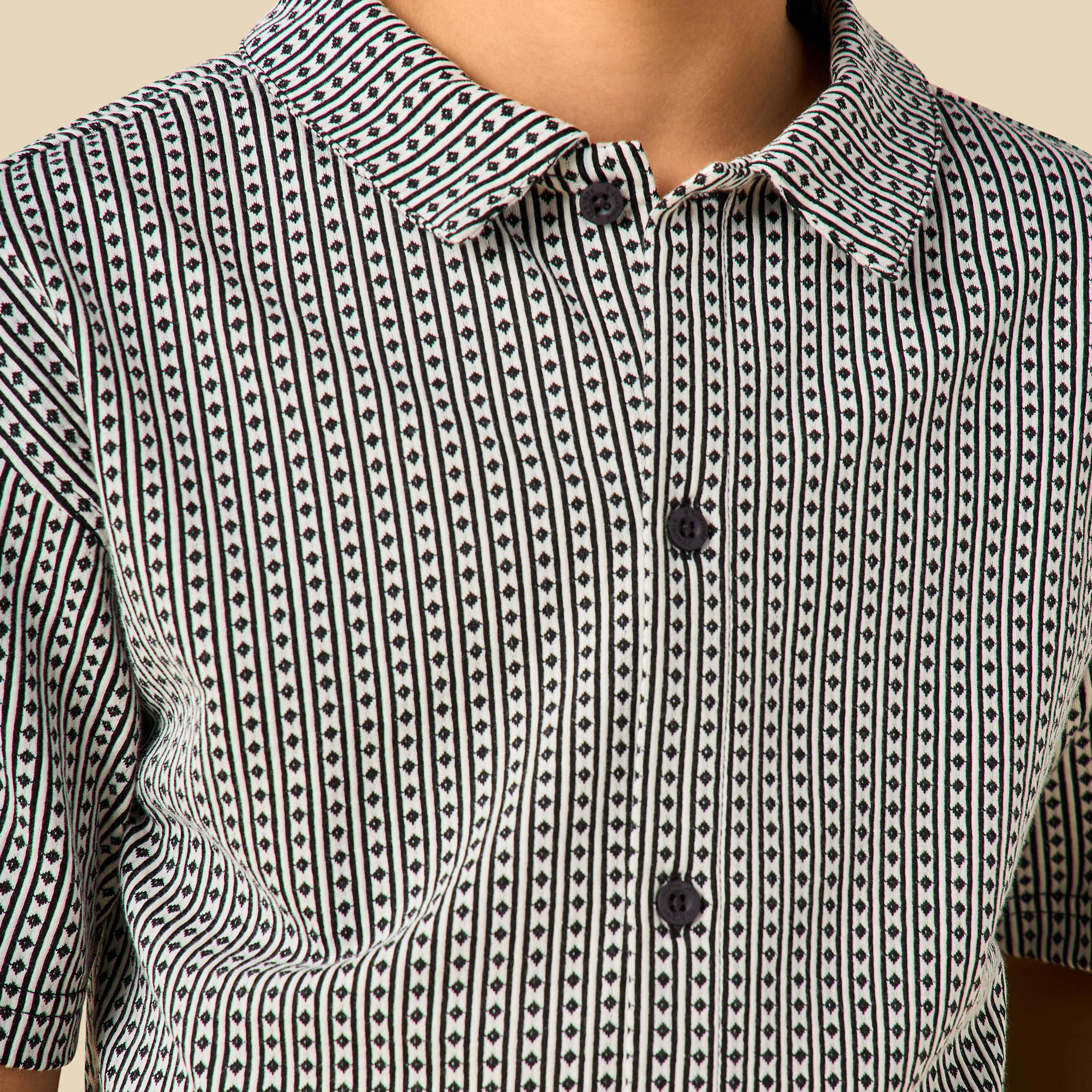 طقم قميص بياقة وأكمام طويلة وشورت من جونيورز-boys-clothing-setsandcoords-image-6