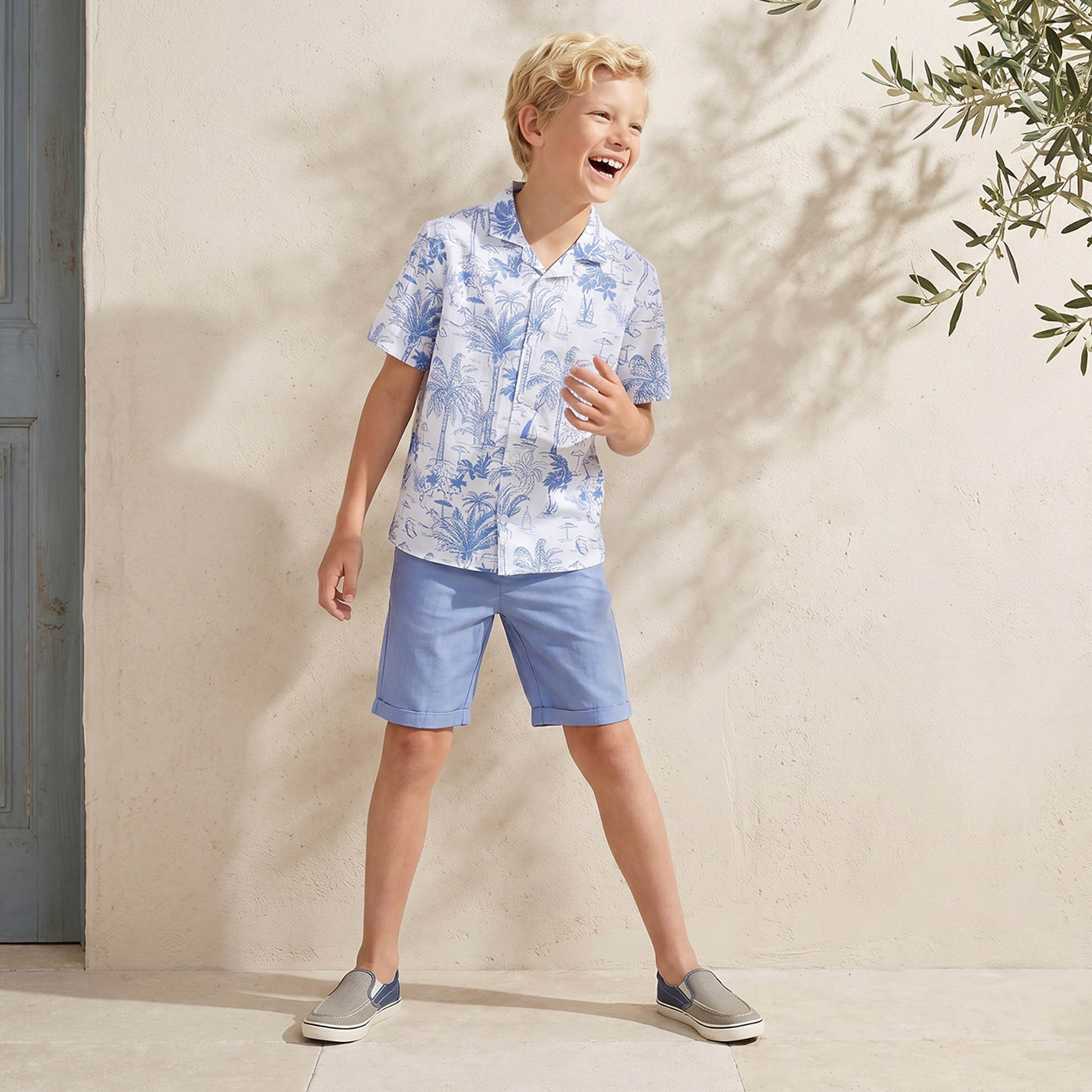 Juniors Collared Short Sleeves Shirt and Shorts Set with Tropical Print-boys-clothing-setsandcoords-image-1