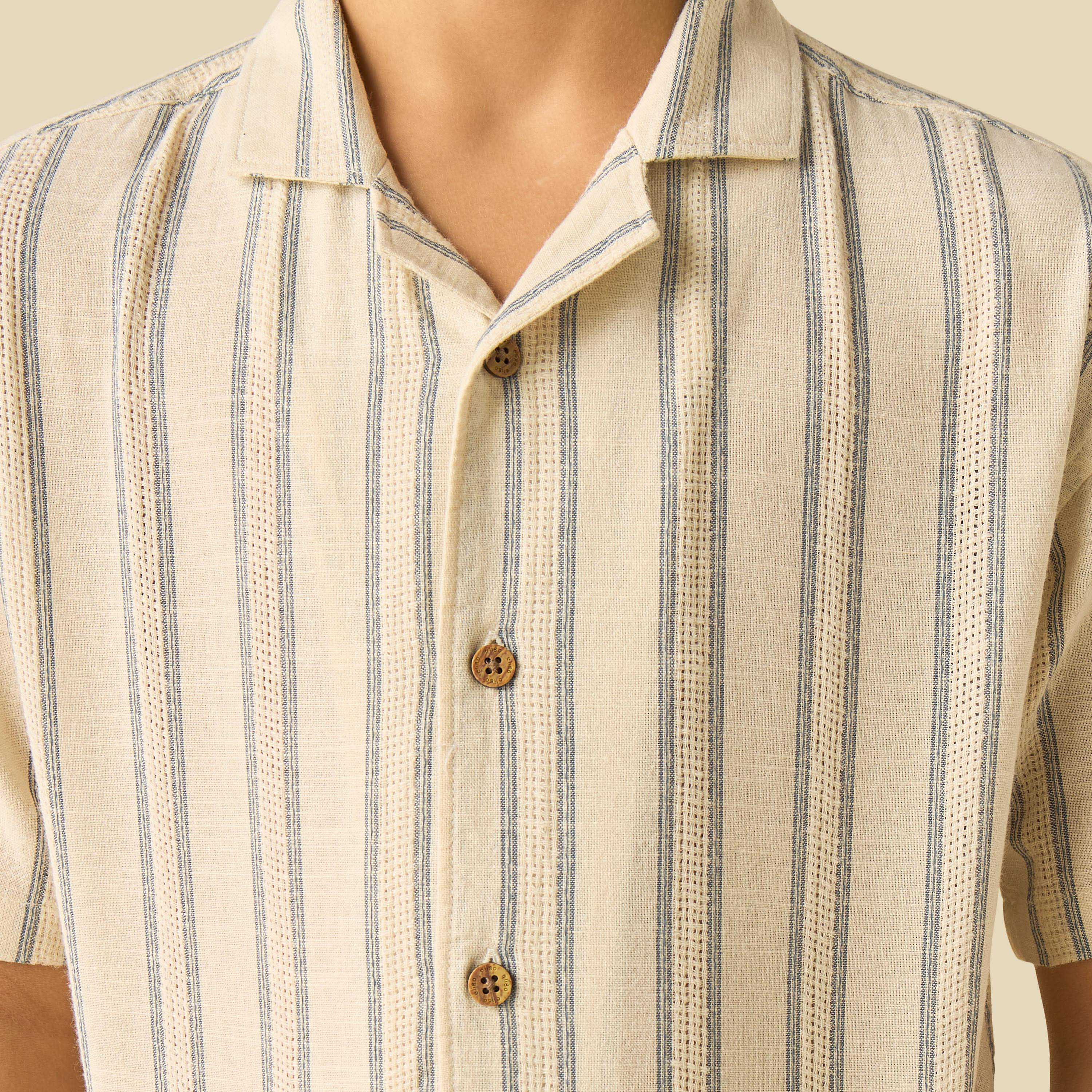 طقم شورت برباط إغلاق وقميص بياقة كامب وأكمام قصيرة من إليجو-boys-clothing-setsandcoords-image-7