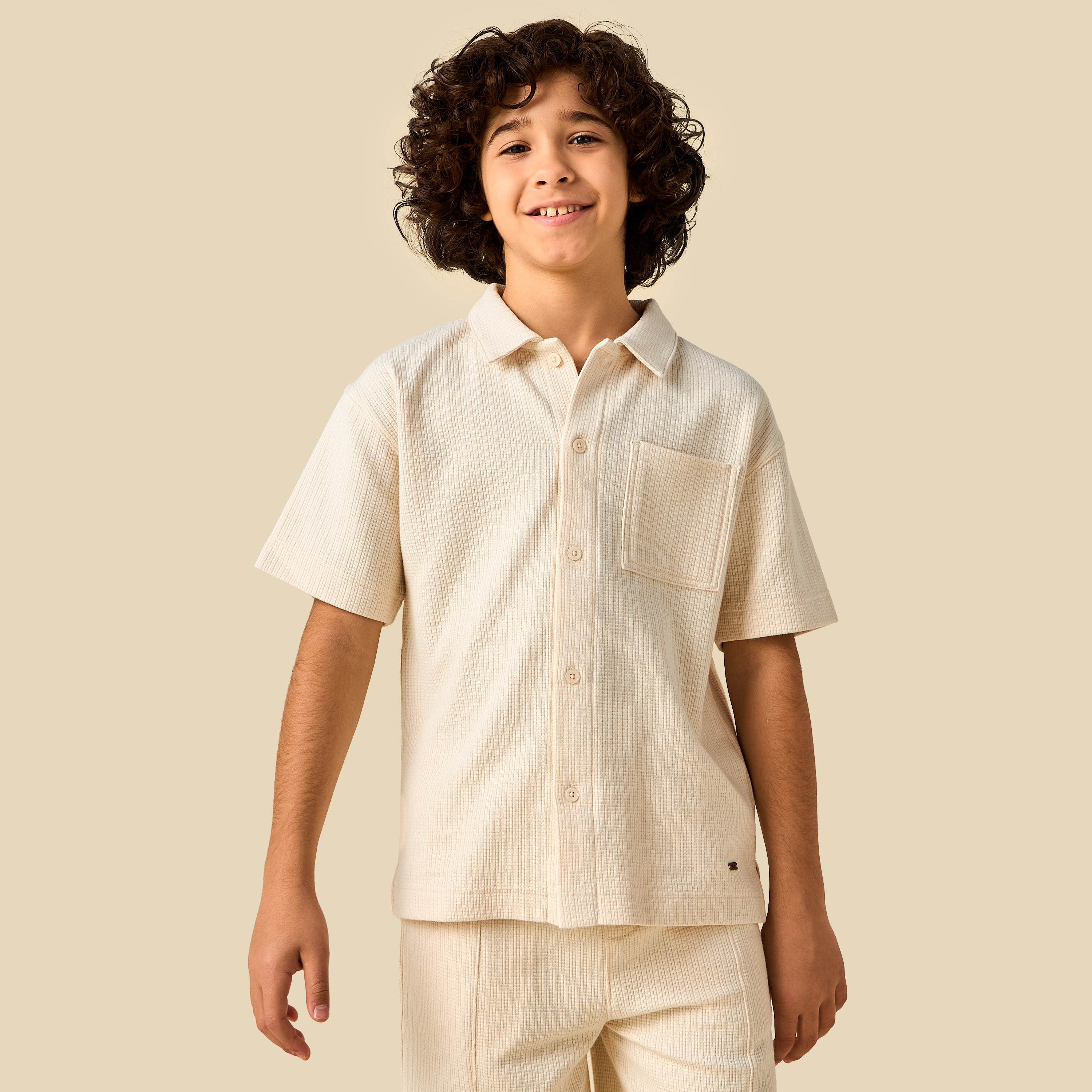 Eligo Collared Short Sleeves Shirt and Shorts Set with Texture Design-boys-clothing-setsandcoords-image-2