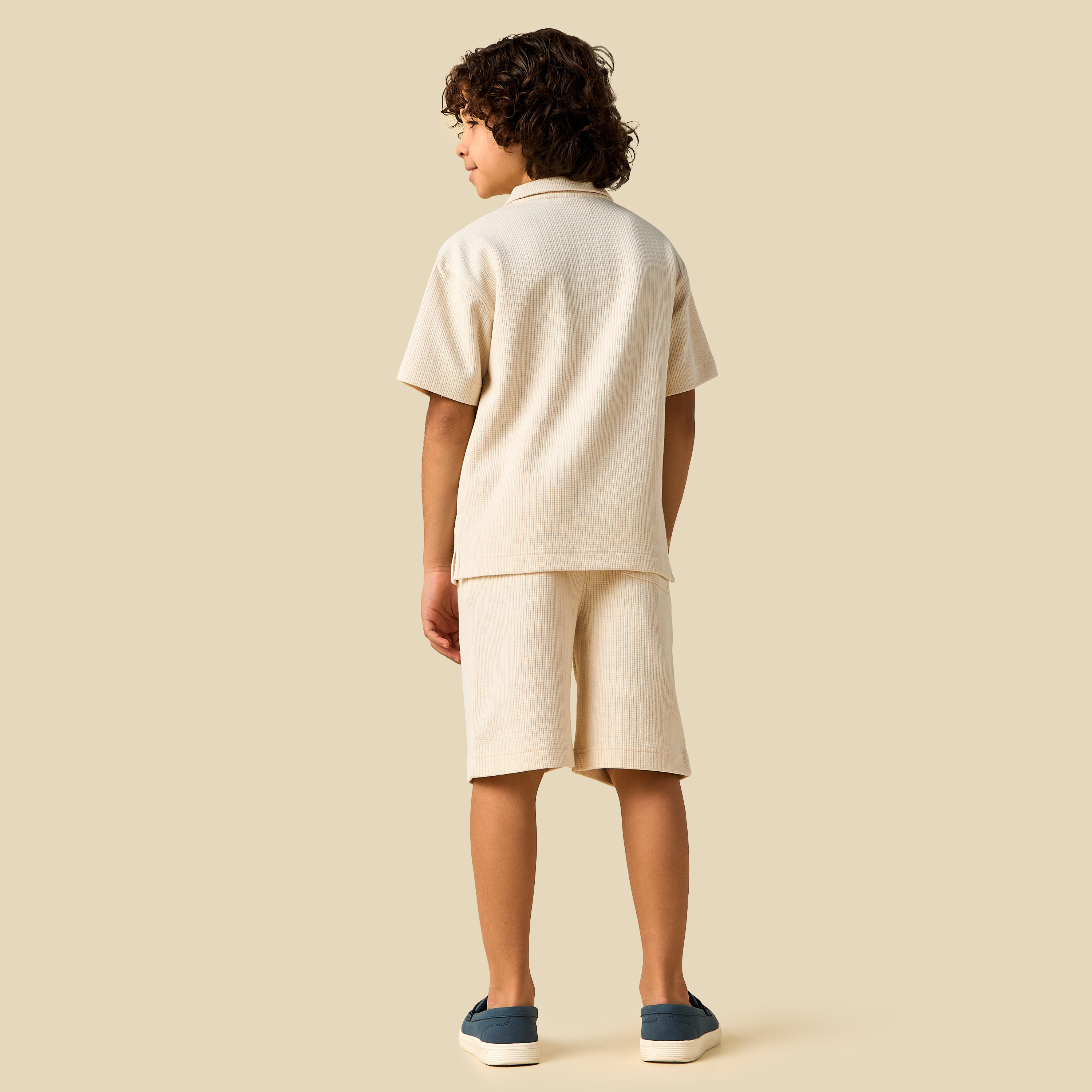 Eligo Collared Short Sleeves Shirt and Shorts Set with Texture Design-boys-clothing-setsandcoords-image-4