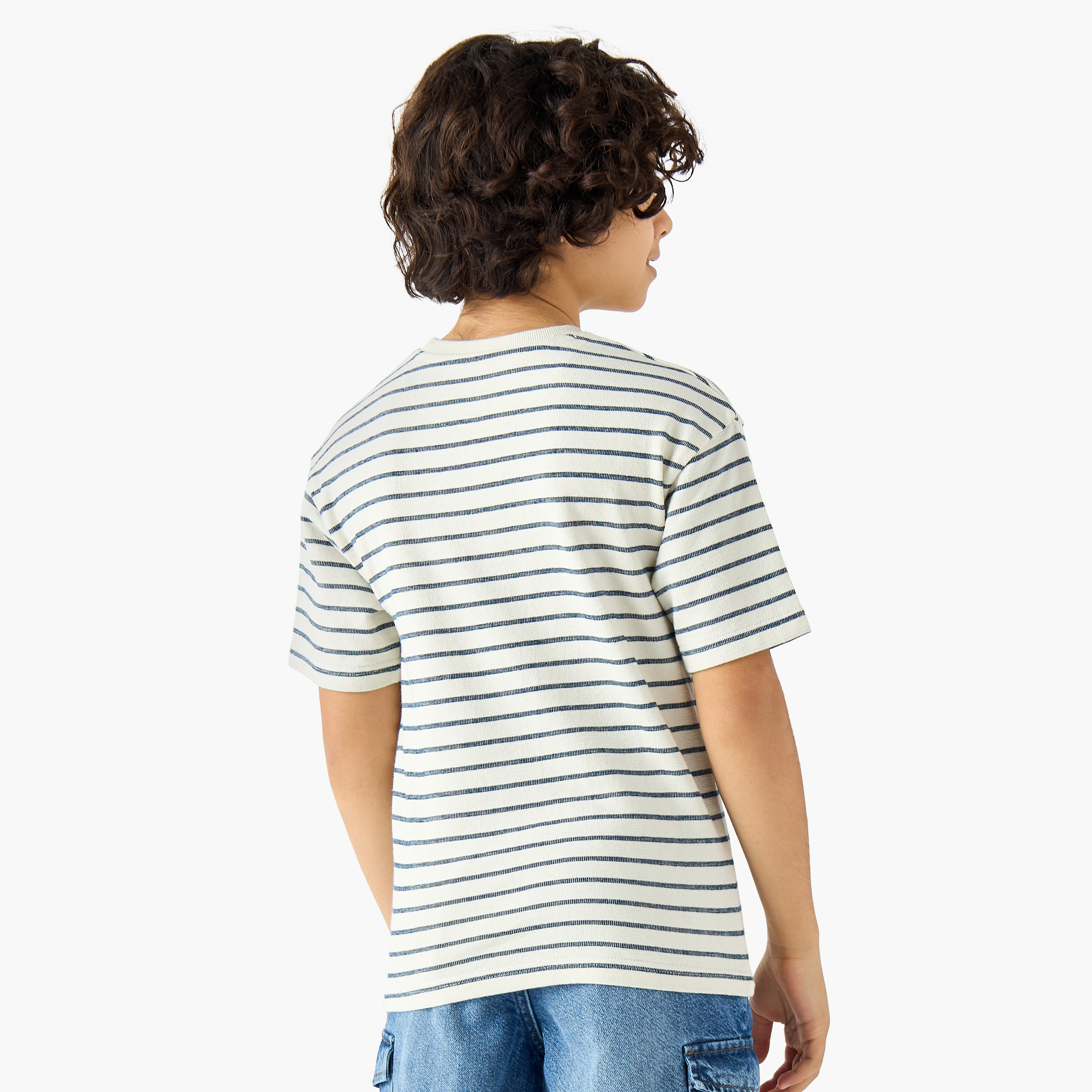 تيشيرت مخطط برقبة ضيقة وأكمام قصيرة من لي كوبر-boys-clothing-tshirtsandpolos-image-3