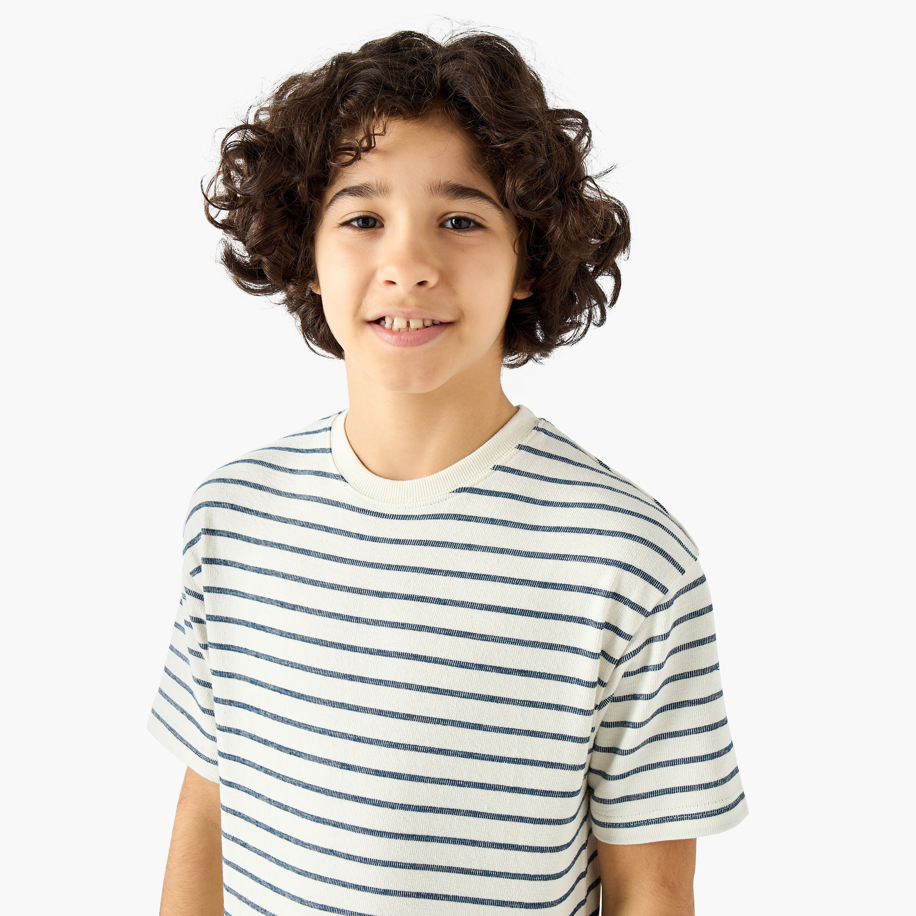 تيشيرت مخطط برقبة ضيقة وأكمام قصيرة من لي كوبر-boys-clothing-tshirtsandpolos-image-4