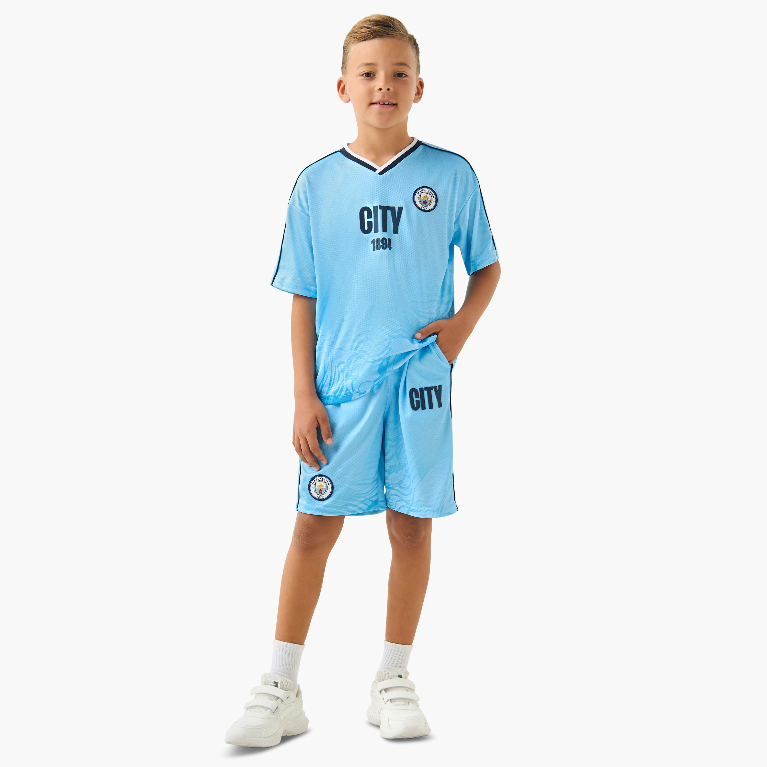 Manchester City V-neck Short Sleeves T-shirt and Shorts Set with Logo Applique-boys-clothing-setsandcoords-image-1