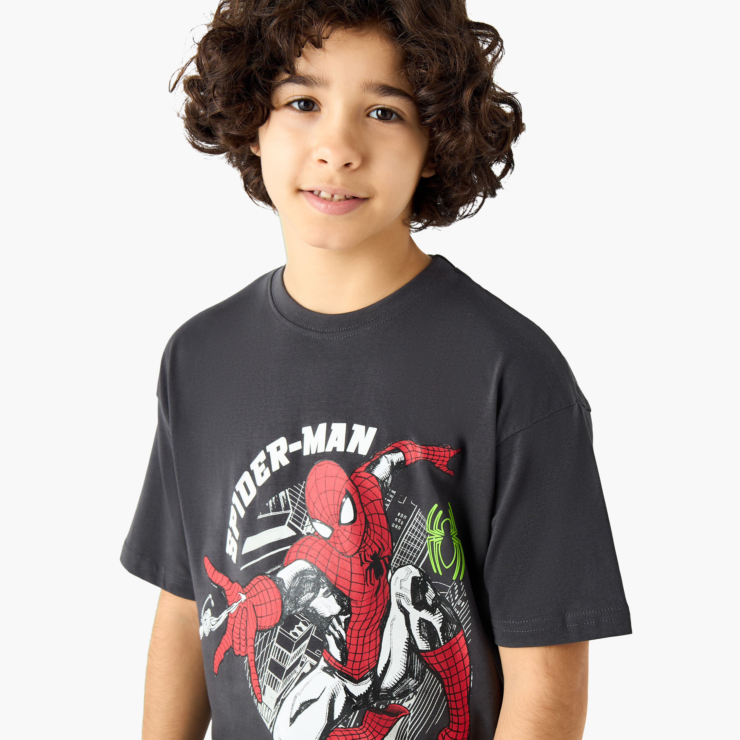تيشيرت بياقة ضيقة وأكمام قصيرة وطبعات سبايدر مان-boys-clothing-tshirtsandpolos-image-4