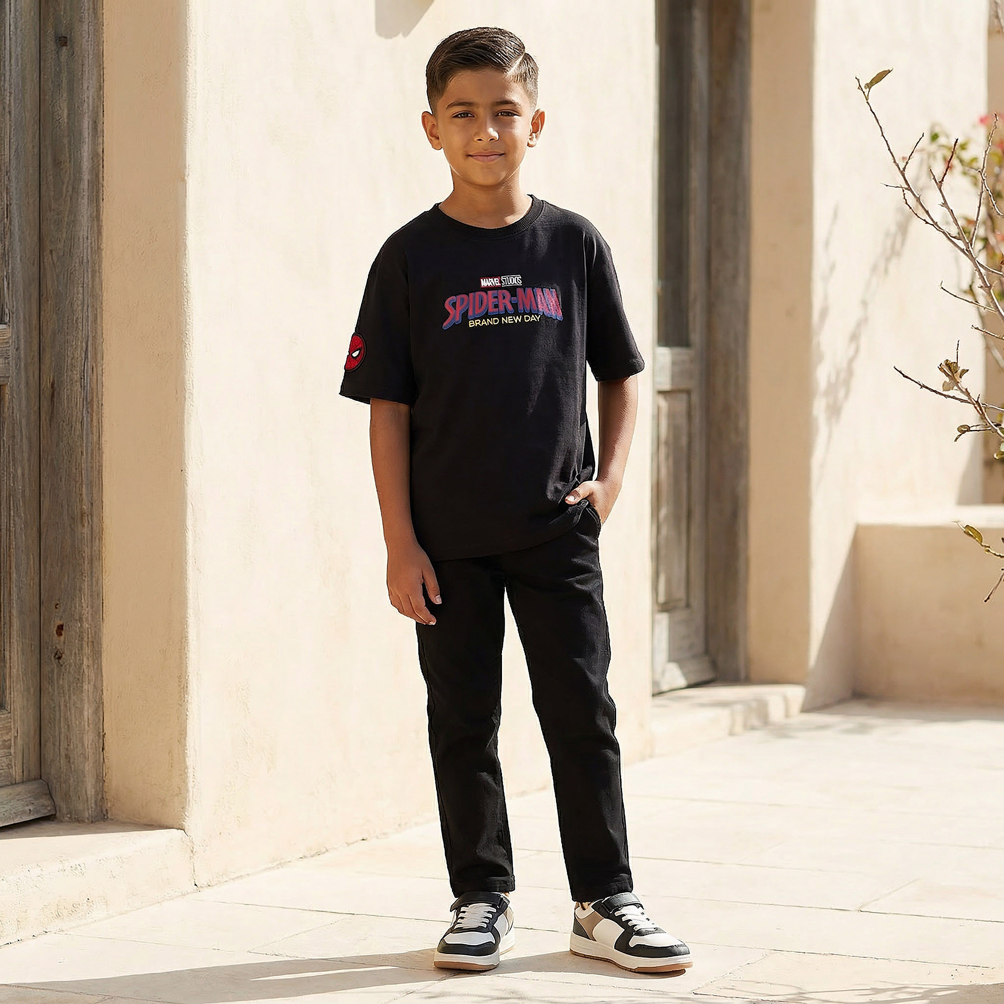 تيشيرت بياقة ضيقة وأكمام قصيرة وطبعات سبايدر مان-boys-clothing-tshirtsandpolos-image-2