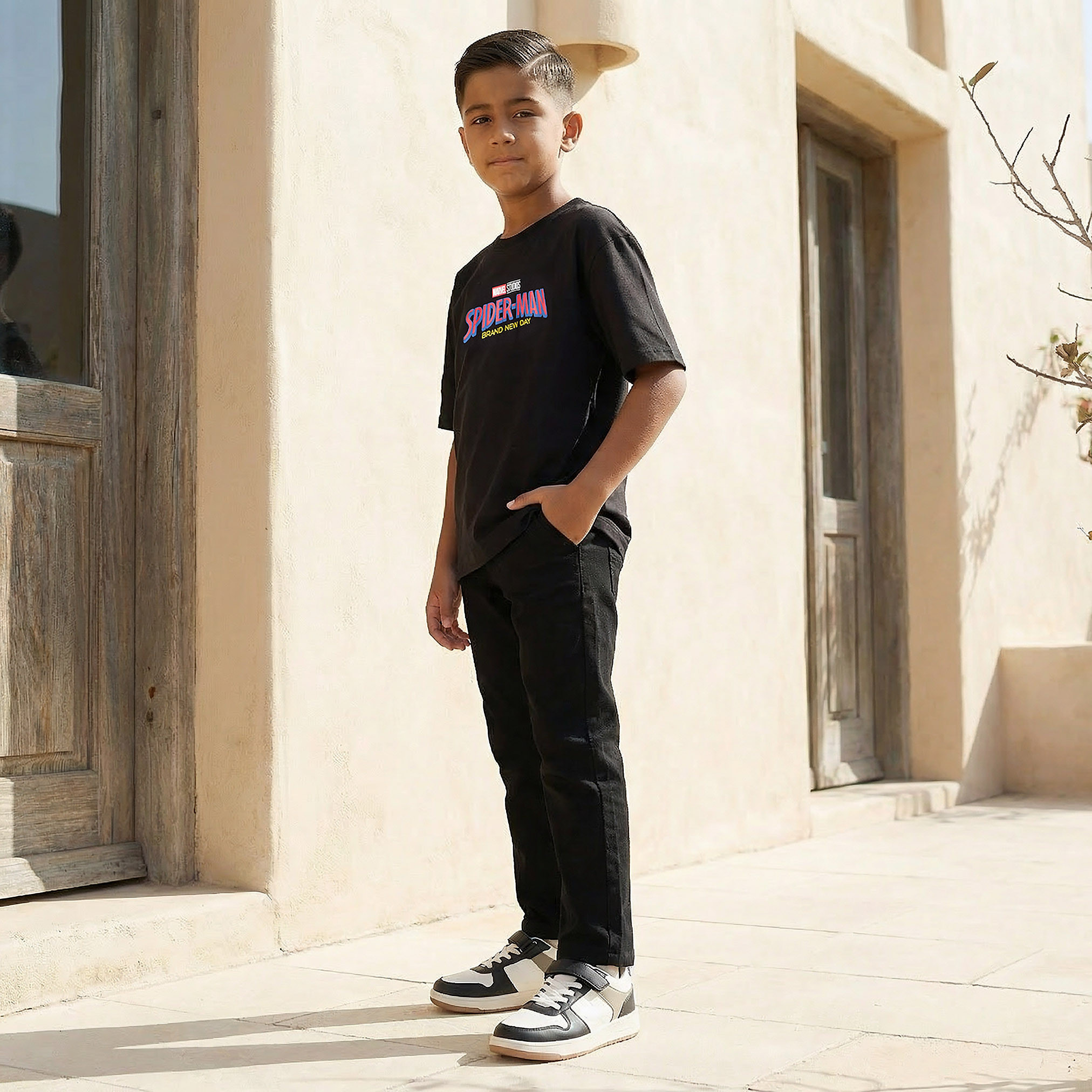 تيشيرت بياقة ضيقة وأكمام قصيرة وطبعات سبايدر مان-boys-clothing-tshirtsandpolos-image-5