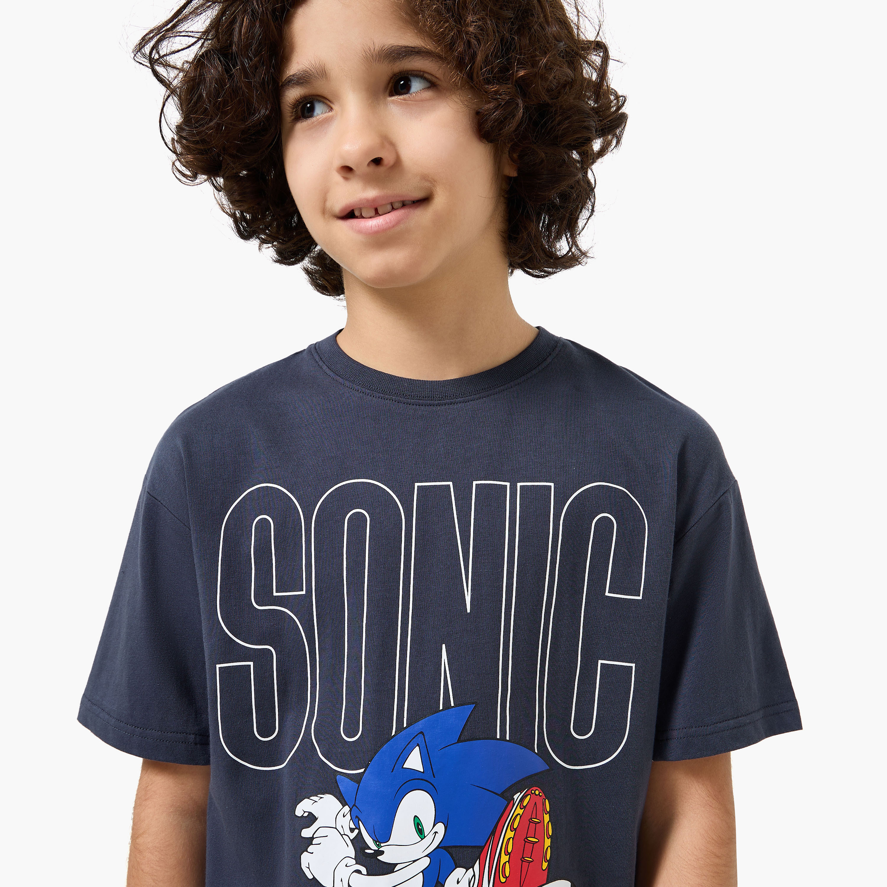 Round Neck Short Sleeves T-shirt and Shorts Set with Sonic Print-boys-clothing-setsandcoords-image-5
