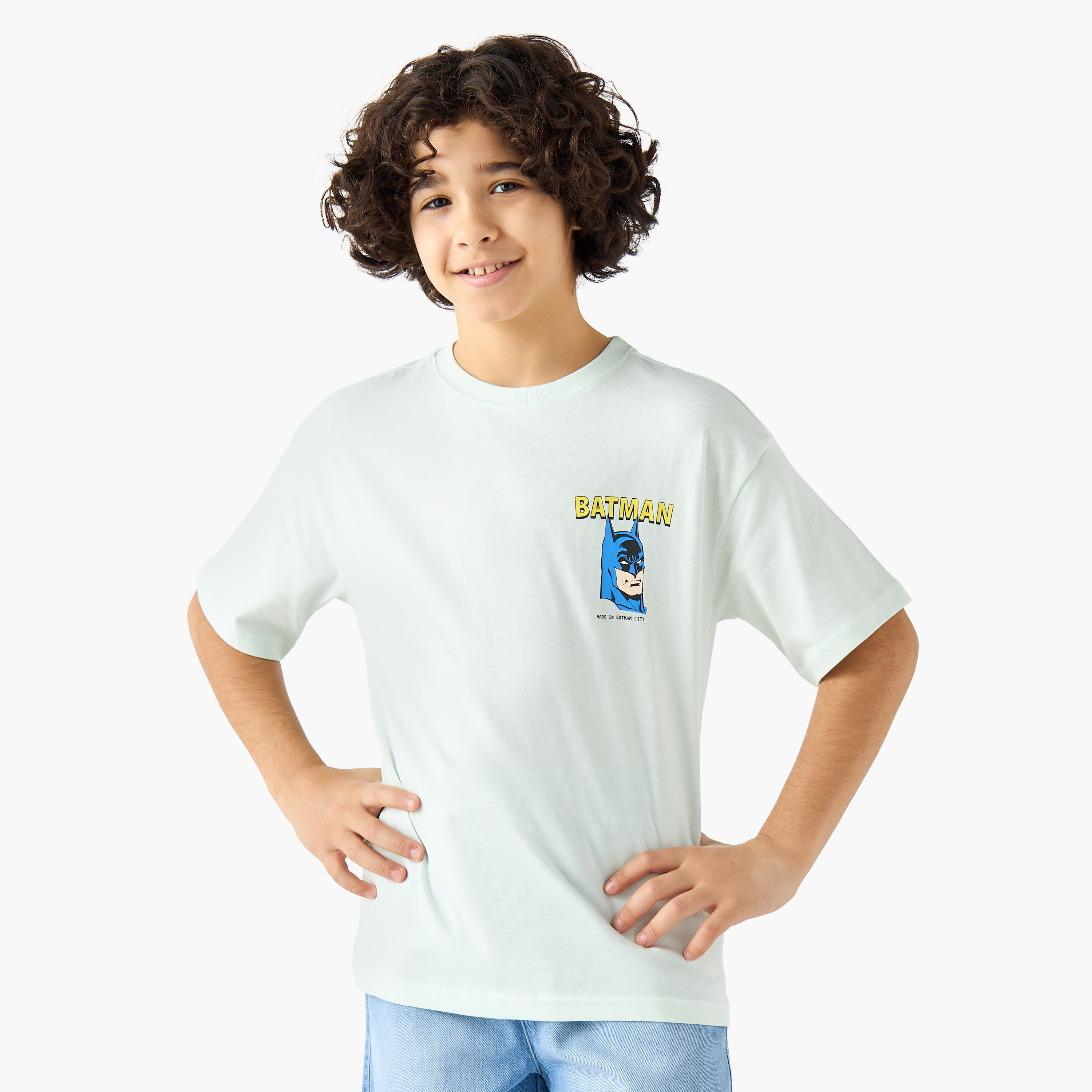 تيشيرت بياقة ضيقة وأكمام قصيرة وطبعات باتمان-boys-clothing-tshirtsandpolos-image-3