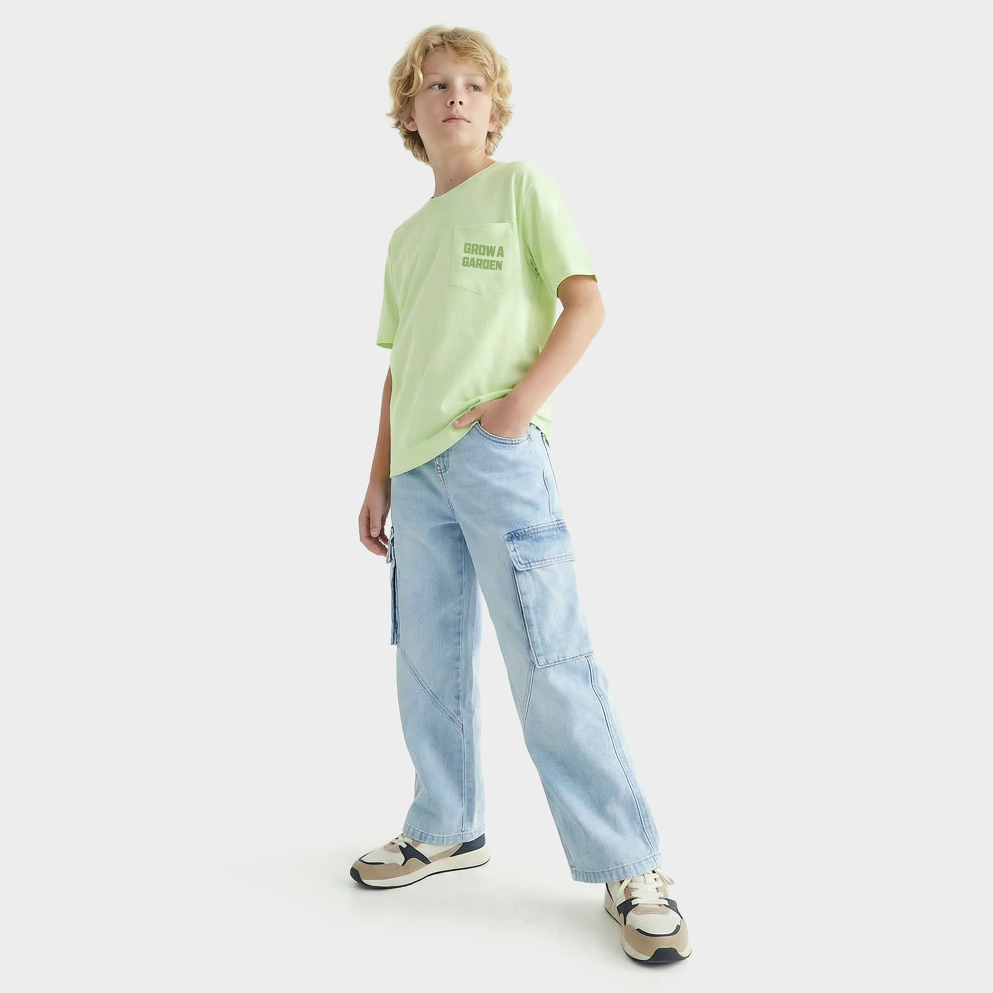 تيشيرت بياقة ضيقة وأكمام قصيرة وطبعات جرافيك-boys-clothing-tshirtsandpolos-image-2