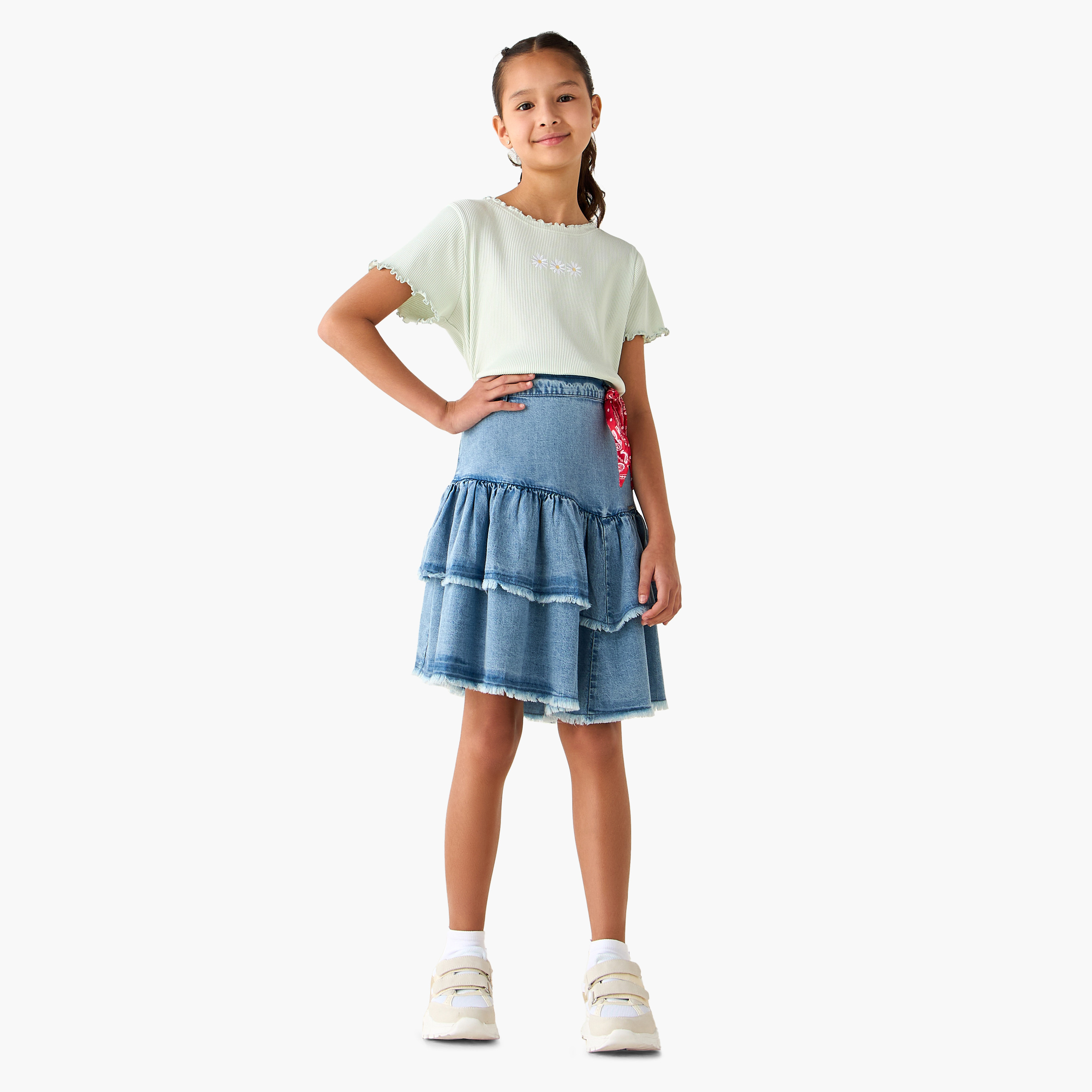 Juniors Crew Neck Short Sleeves T-shirt with Ribbed Design and Floral Embroidery-girls-clothing-tshirts-image-2