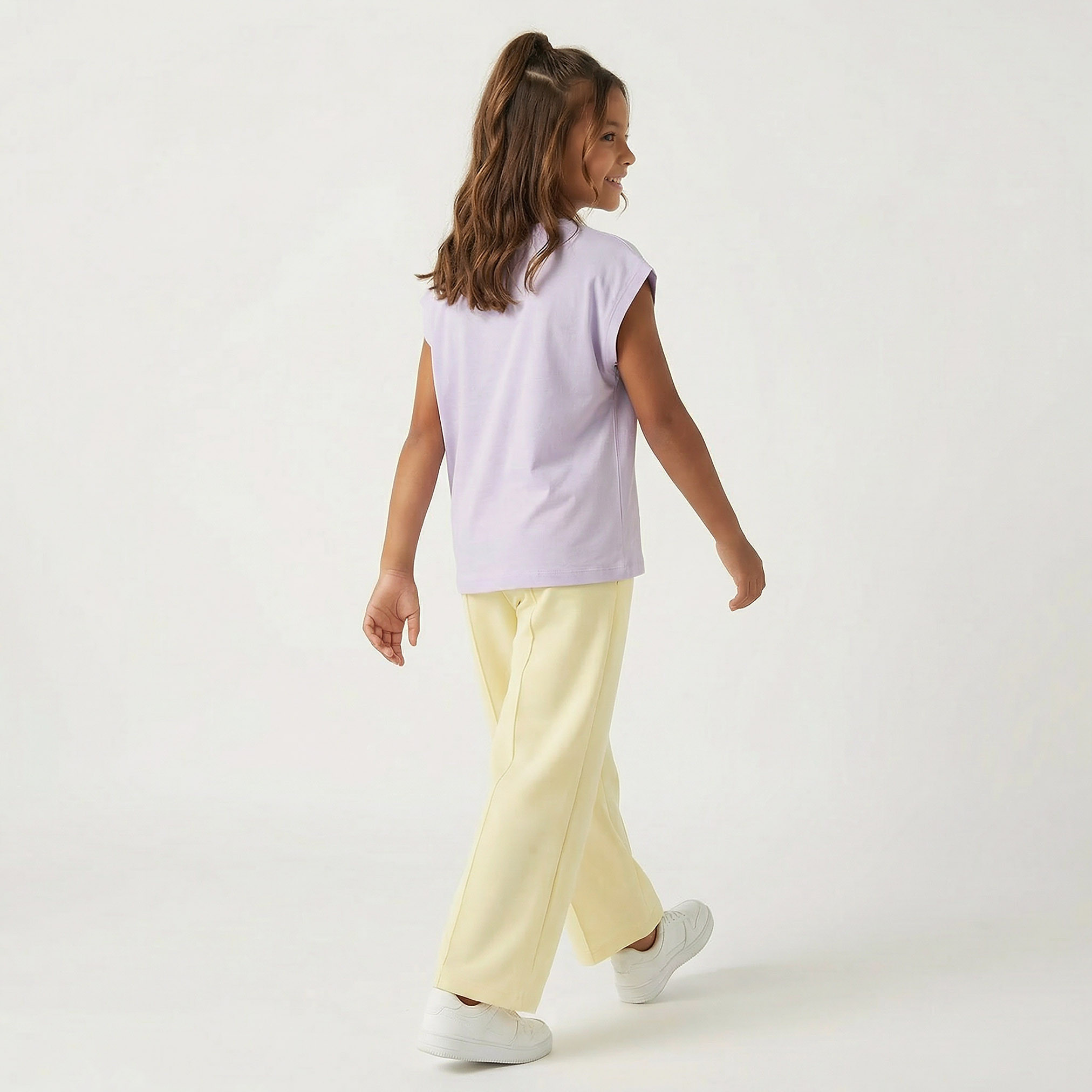 Juniors Round Neck Short Sleeves T-shirt with Graphic Print-girls-clothing-tshirts-image-3