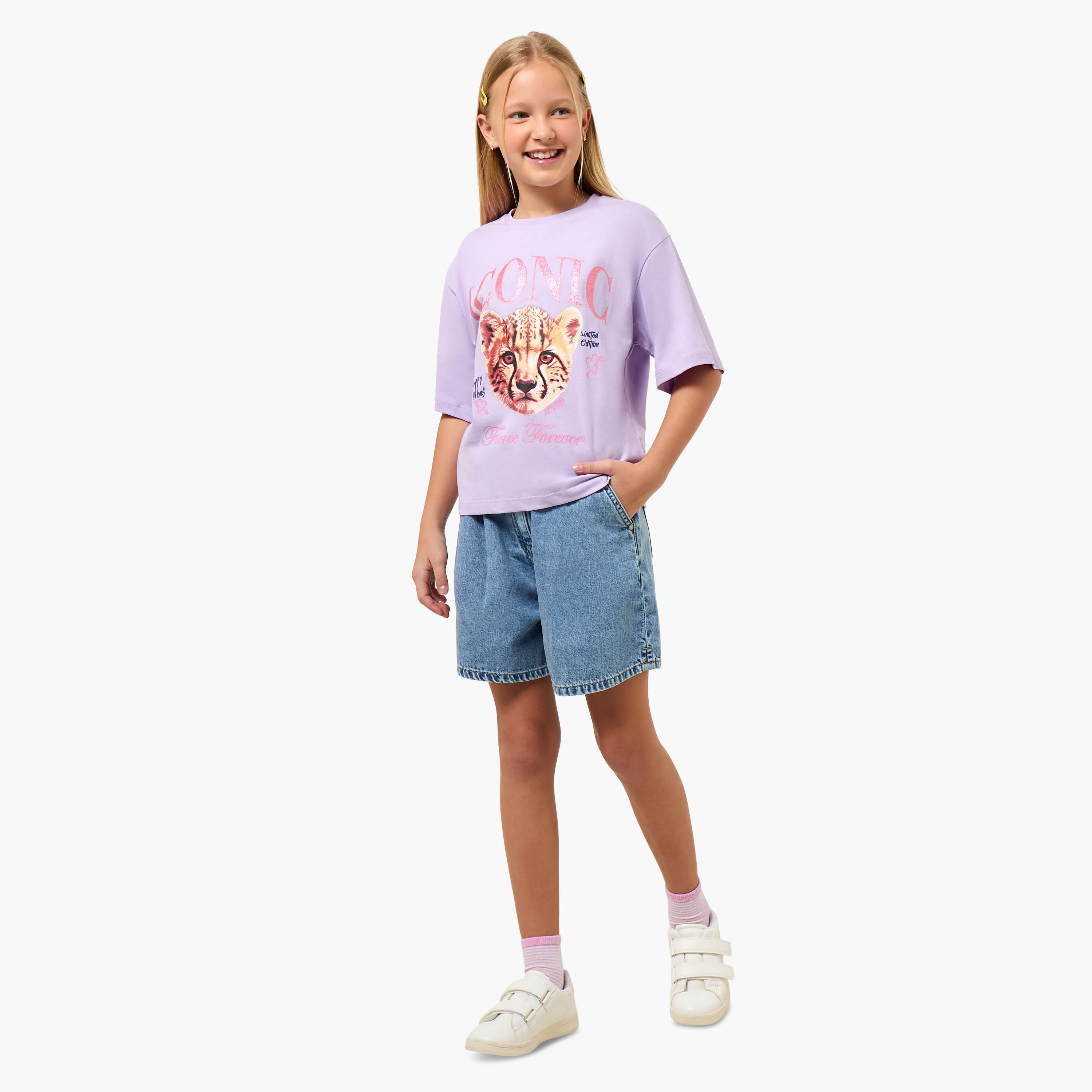 Juniors Crew Neck Short Sleeve T-shirt with Graphic Print-girls-clothing-tshirts-image-3