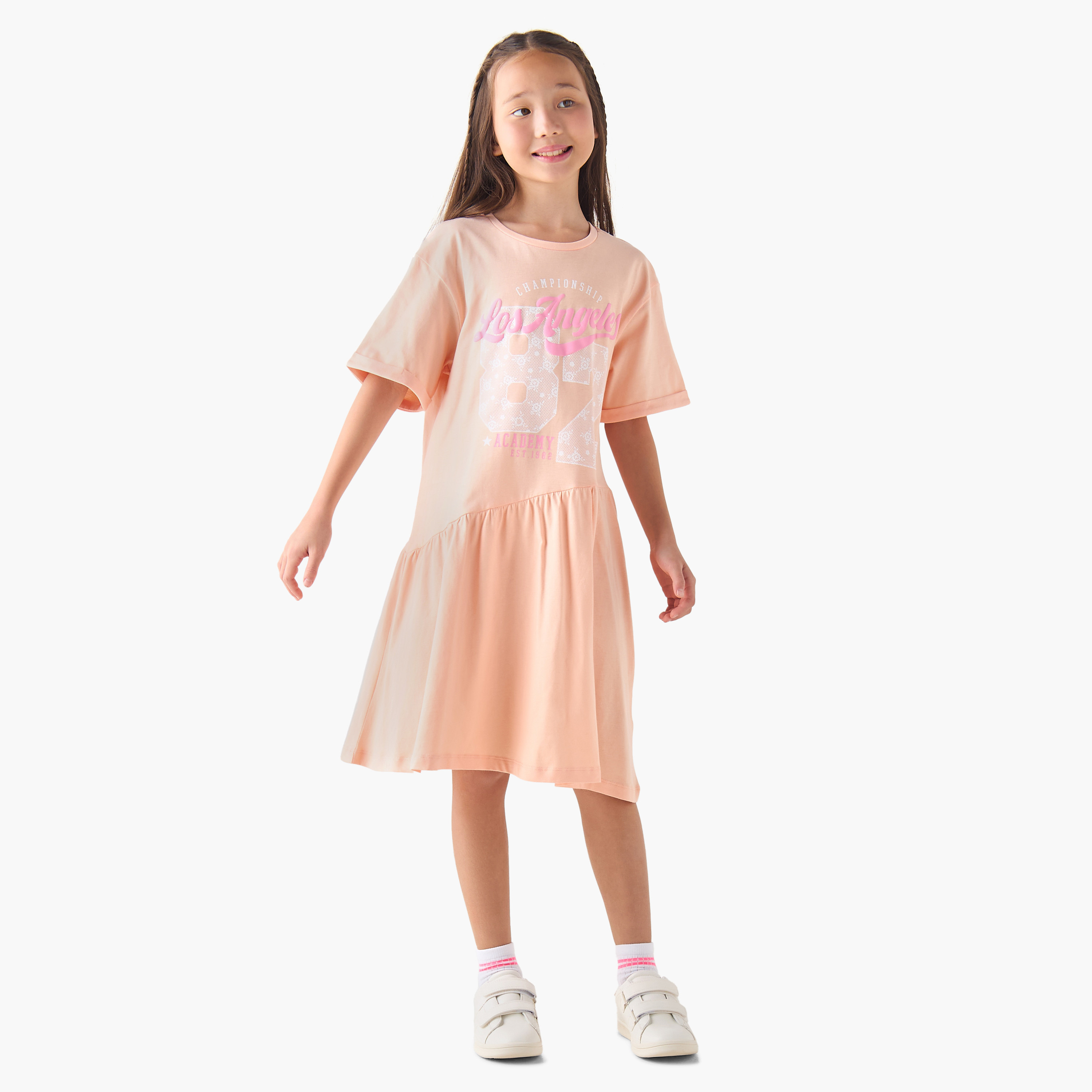 فستان تيشيرت بياقة مستديرة وأكمام قصيرة وطبعات من جونيورز-girls-clothing-dressesandjumpsuits-image-2
