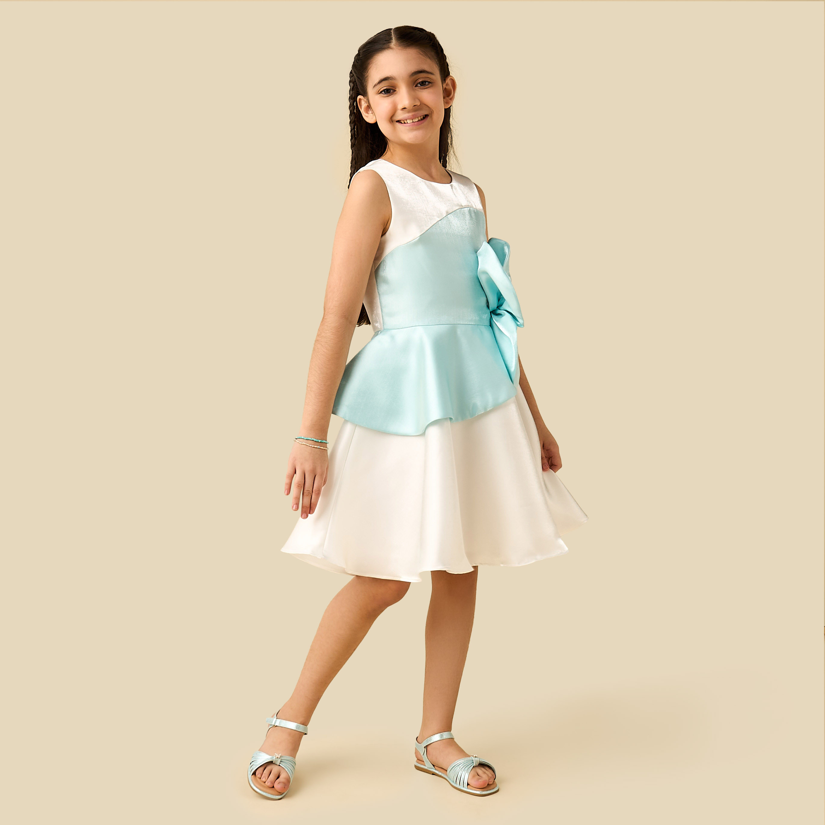Juniors Round Neck Sleeveless Dress with Floral Bow Applique-girls-clothing-dressesandjumpsuits-image-2