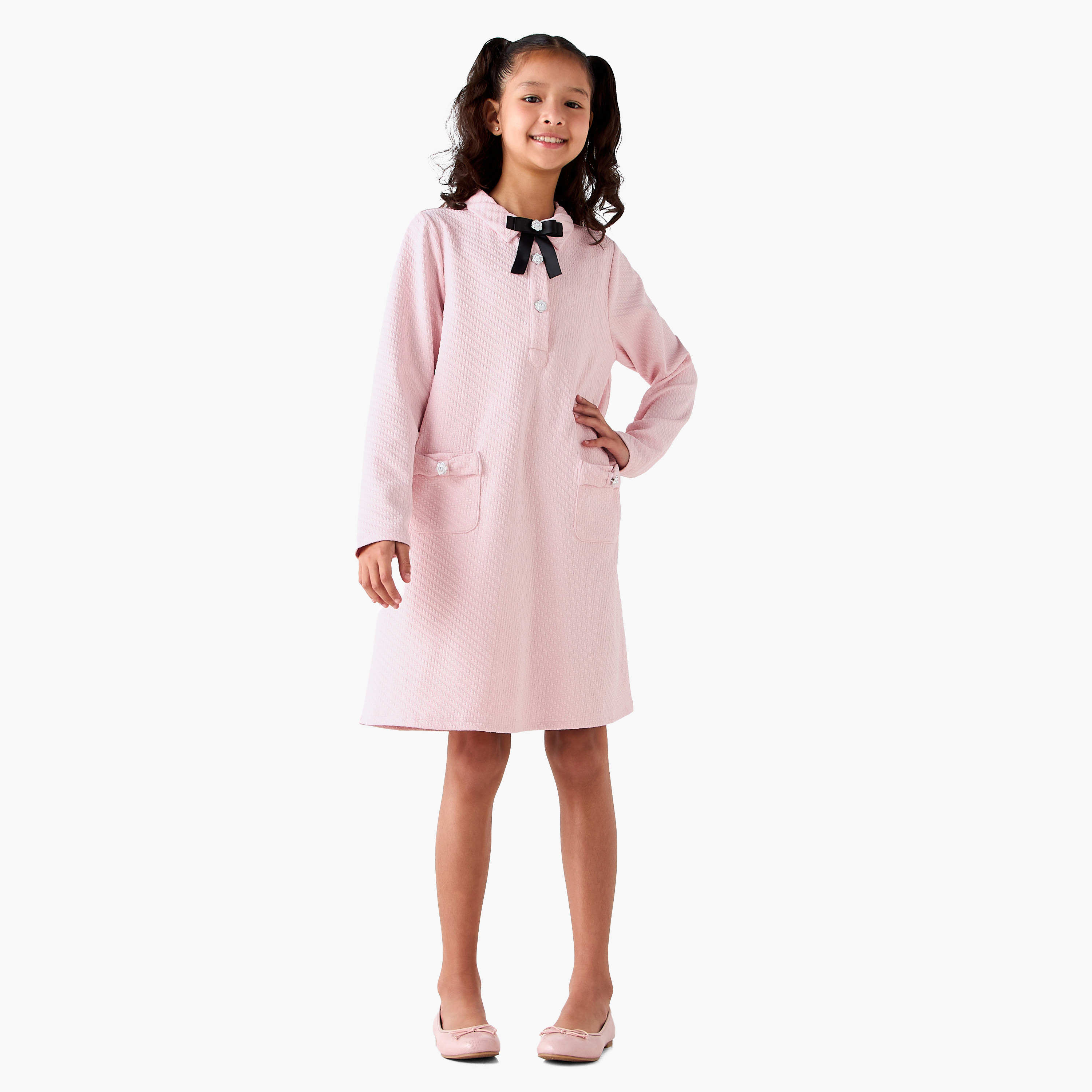 فستان إيه لاين بياقة وأكمام طويلة وفيونكة من جونيورز-girls-clothing-dressesandjumpsuits-image-2